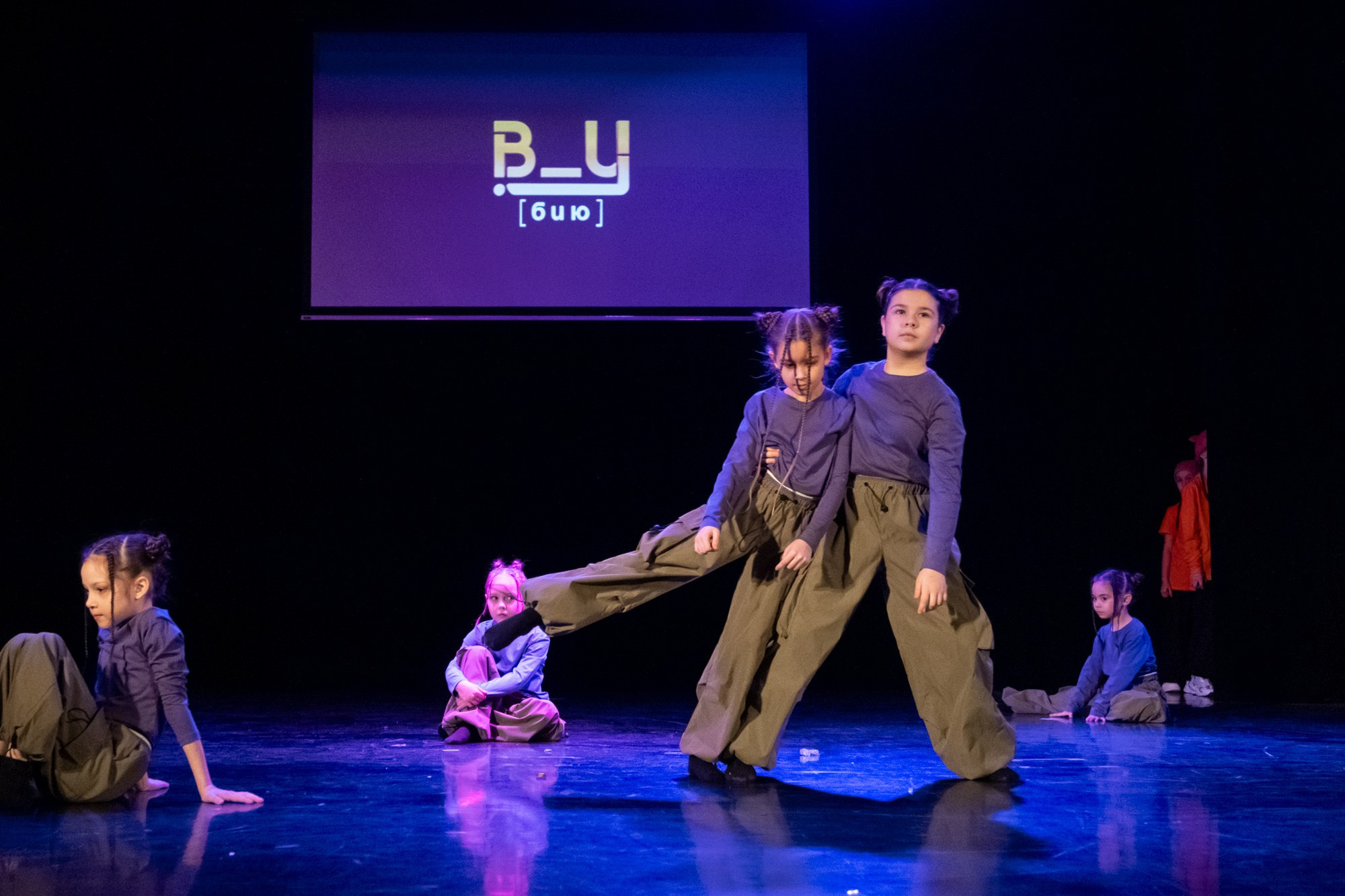 Отчетный концерт Студии танца «B_U». Репортажный фотограф в Казани Павел Серпокрылов