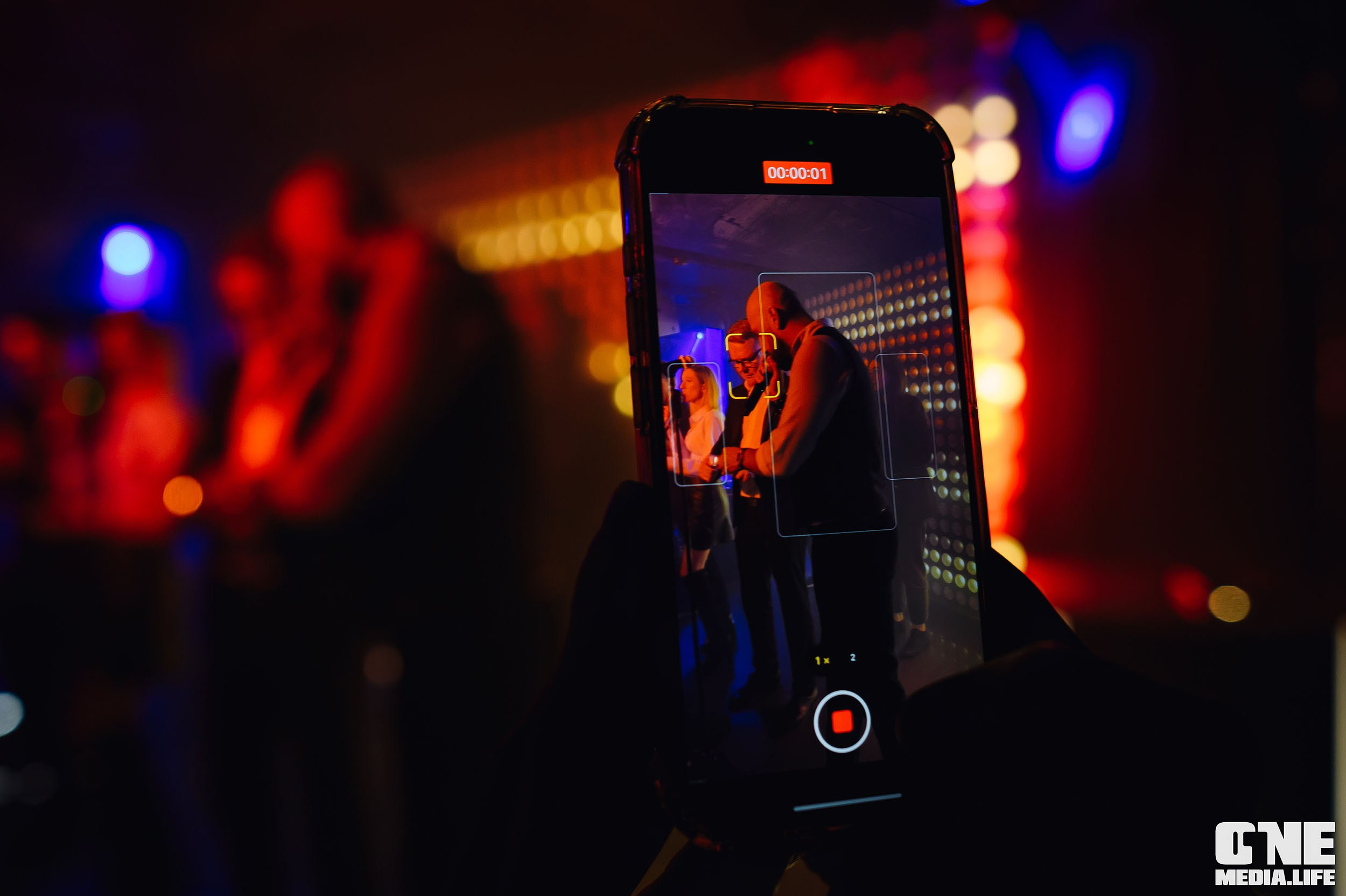 Фотоотчет из караоке-клуба Эйфория. One Media Life: фоторепортажи, фотоотчеты с мероприятий и заведений