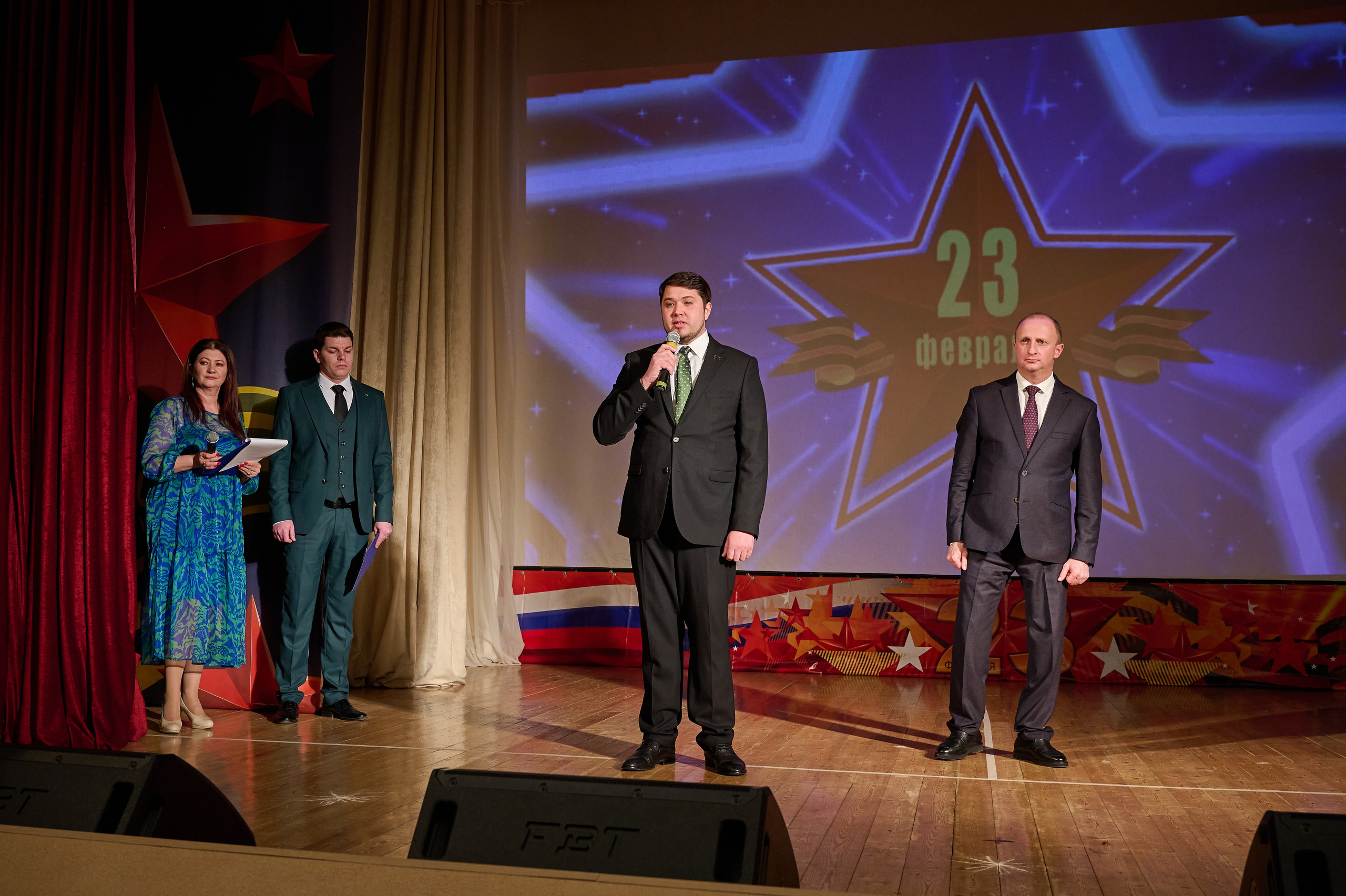 Кабардинка 23 февраля. Жизнь курорта Кабардинка в фотографиях