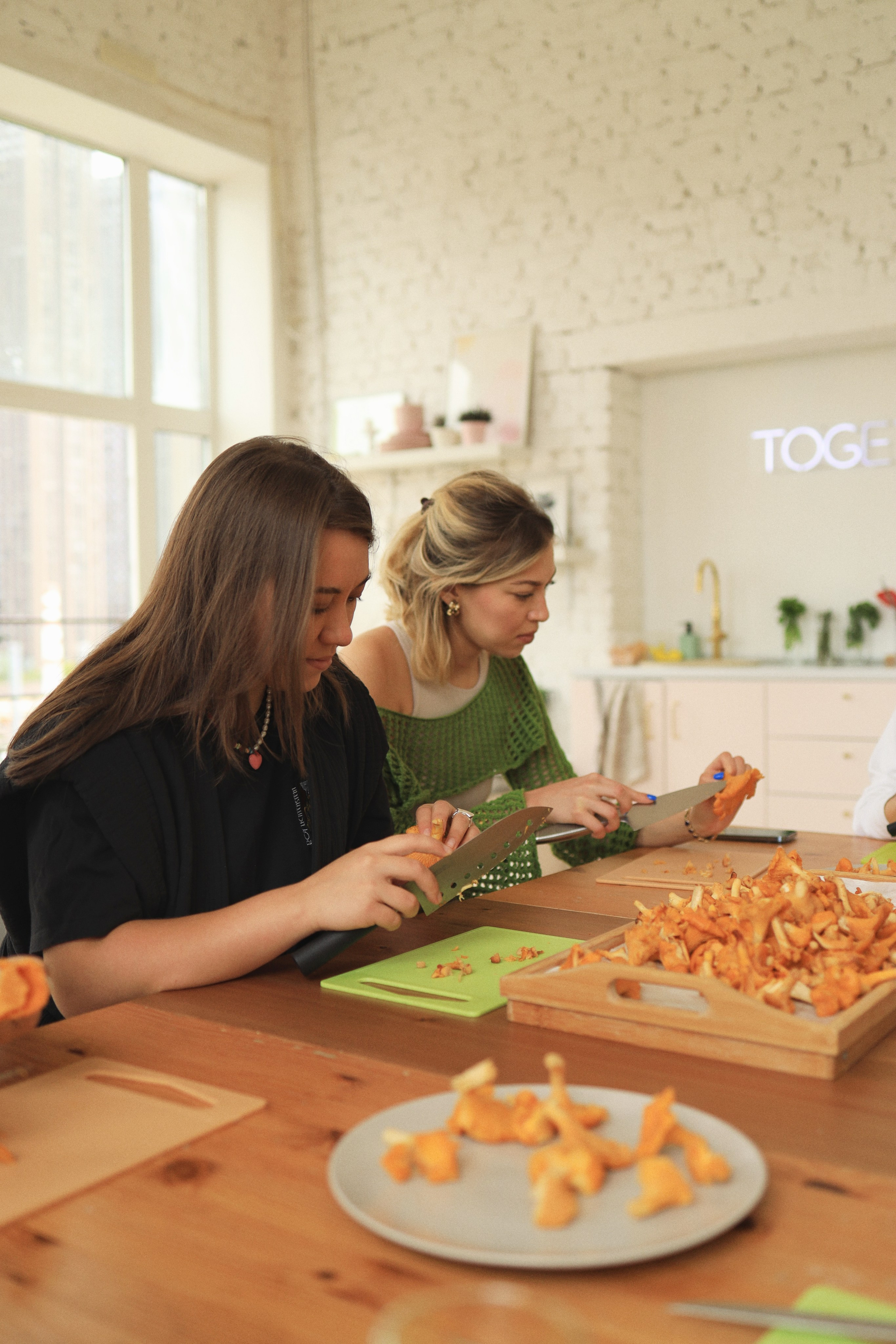 Cooking class by Cook Kruzhok | 2023. POLINA MÔMOT