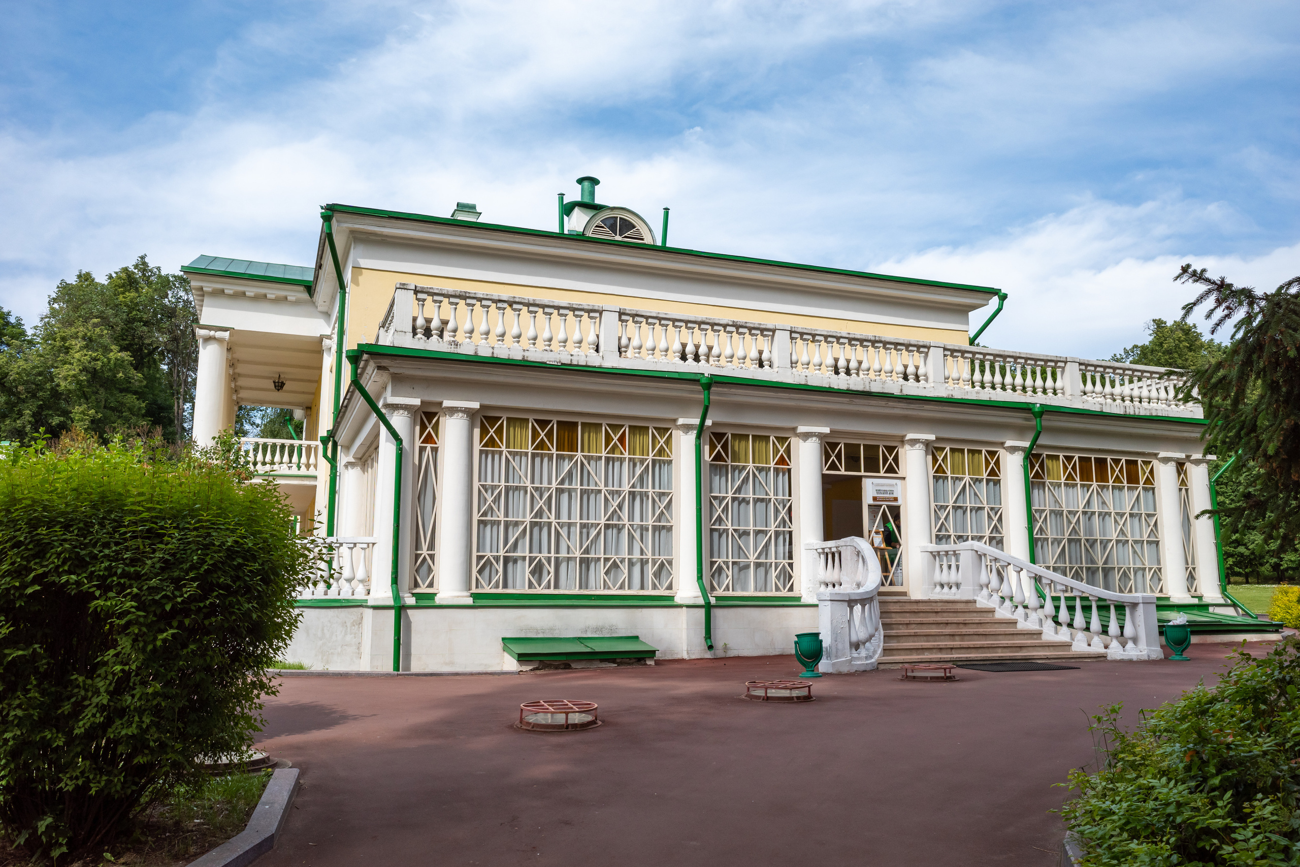 Горки Ленинские