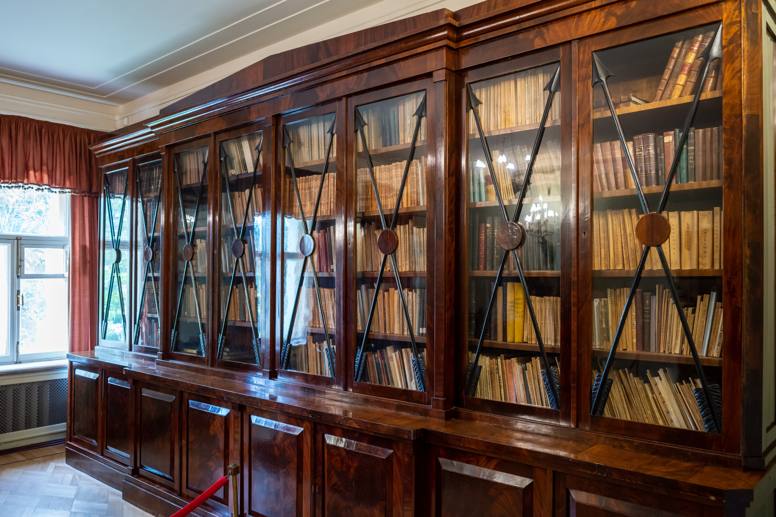 Библиотека Ленина в Горках Ленинских