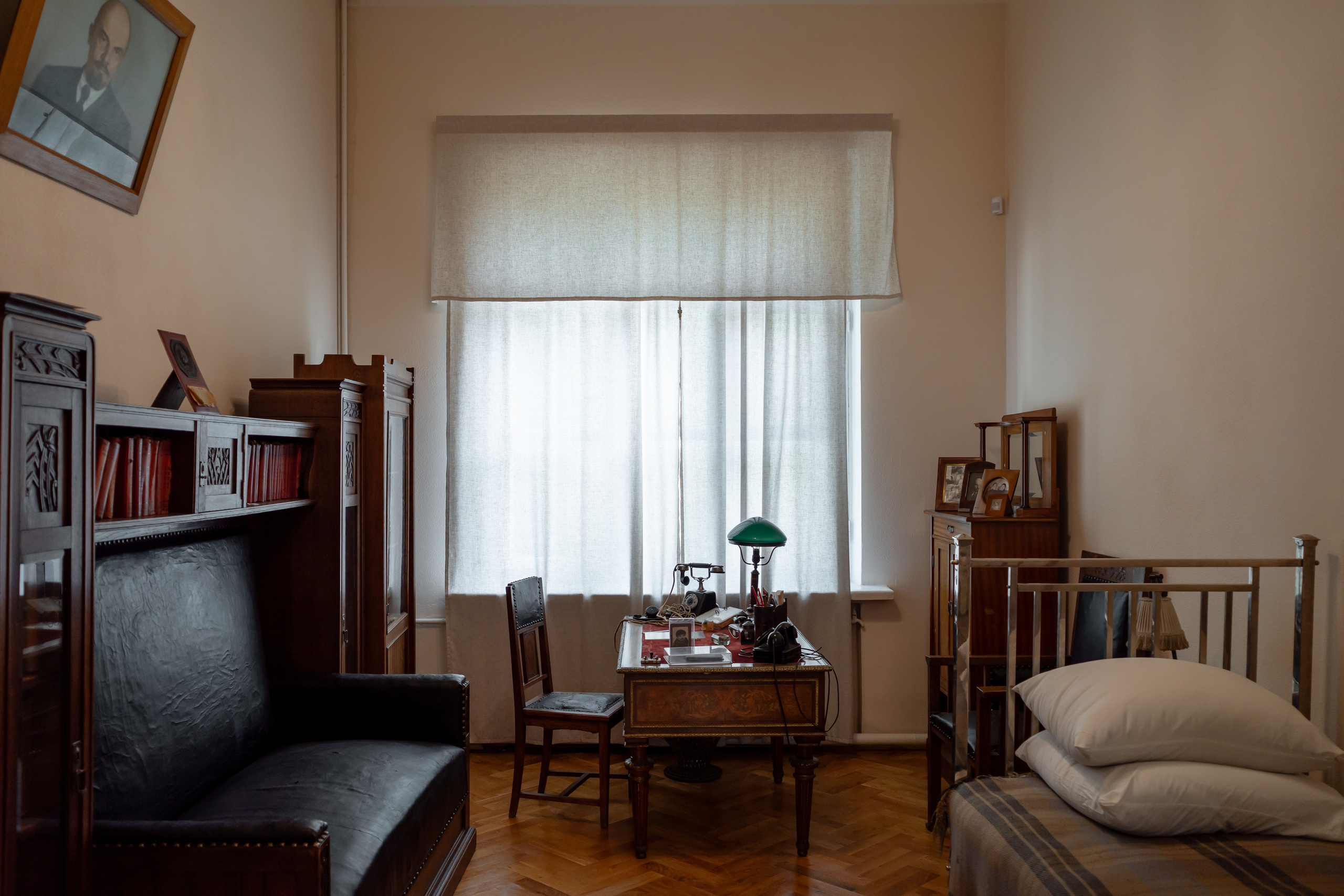 Комната Крупской в Горках Ленинских