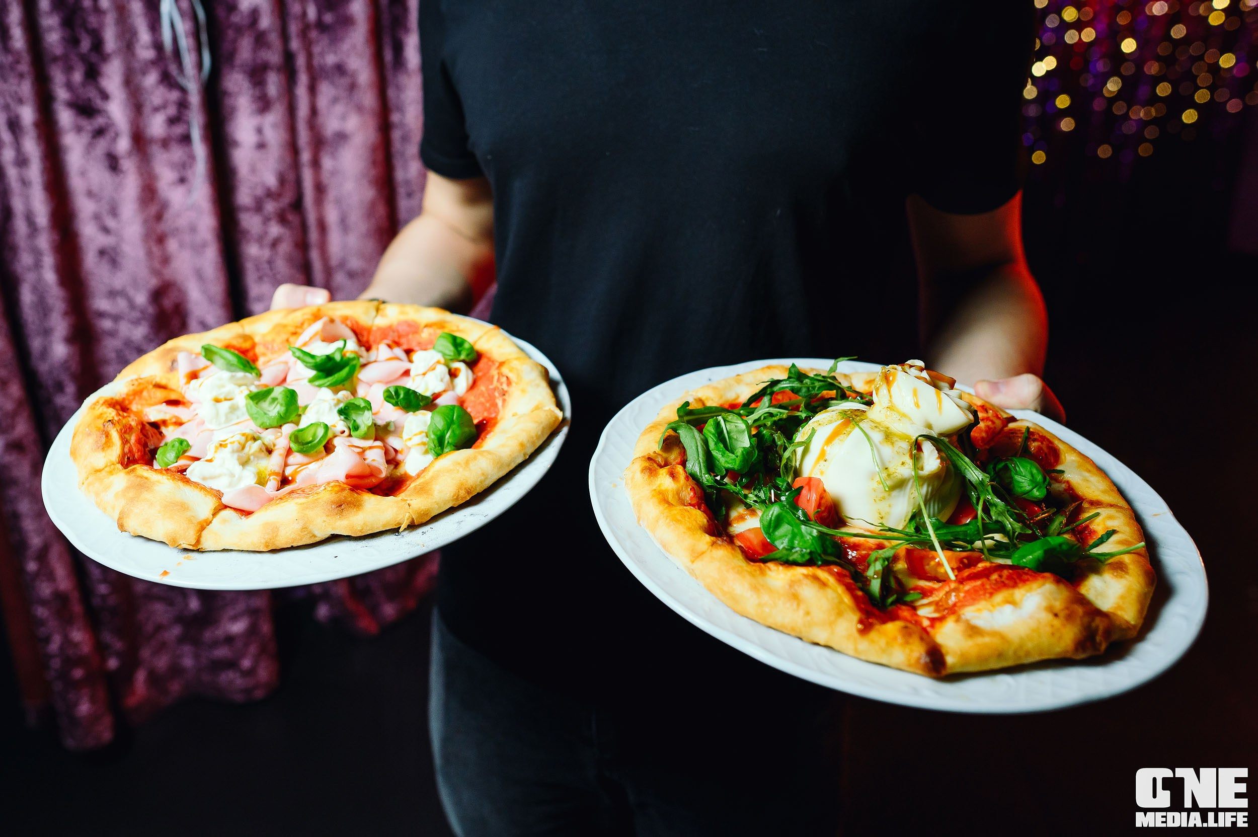 Фотоотчет из караоке-клуба Эйфория. One Media Life: фоторепортажи, фотоотчеты с мероприятий и заведений