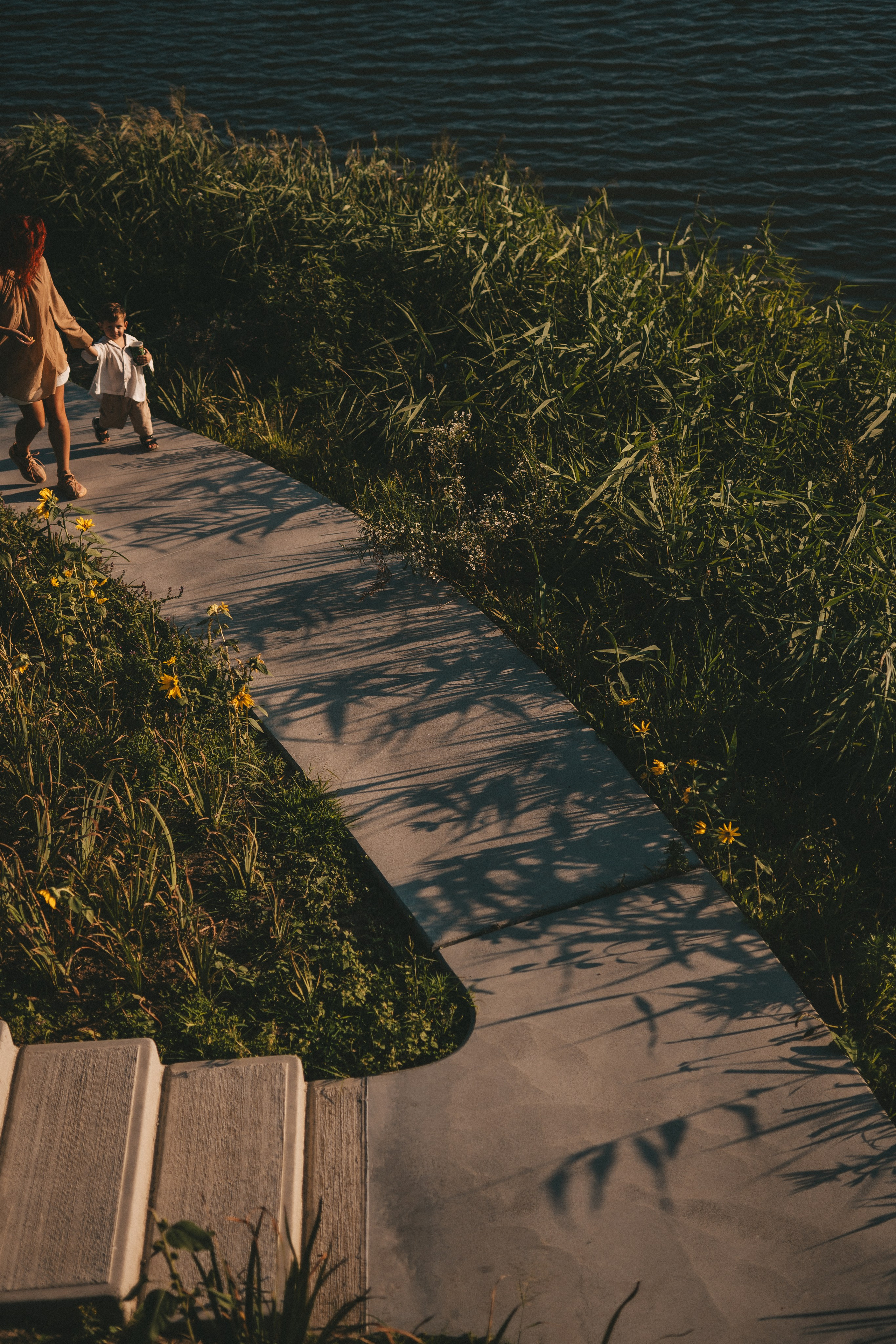 Семейная прогулочная фотосессия на Патрокле Владивосток. Портретный и семейный фотограф во Владивостоке Светлана Мухильченко