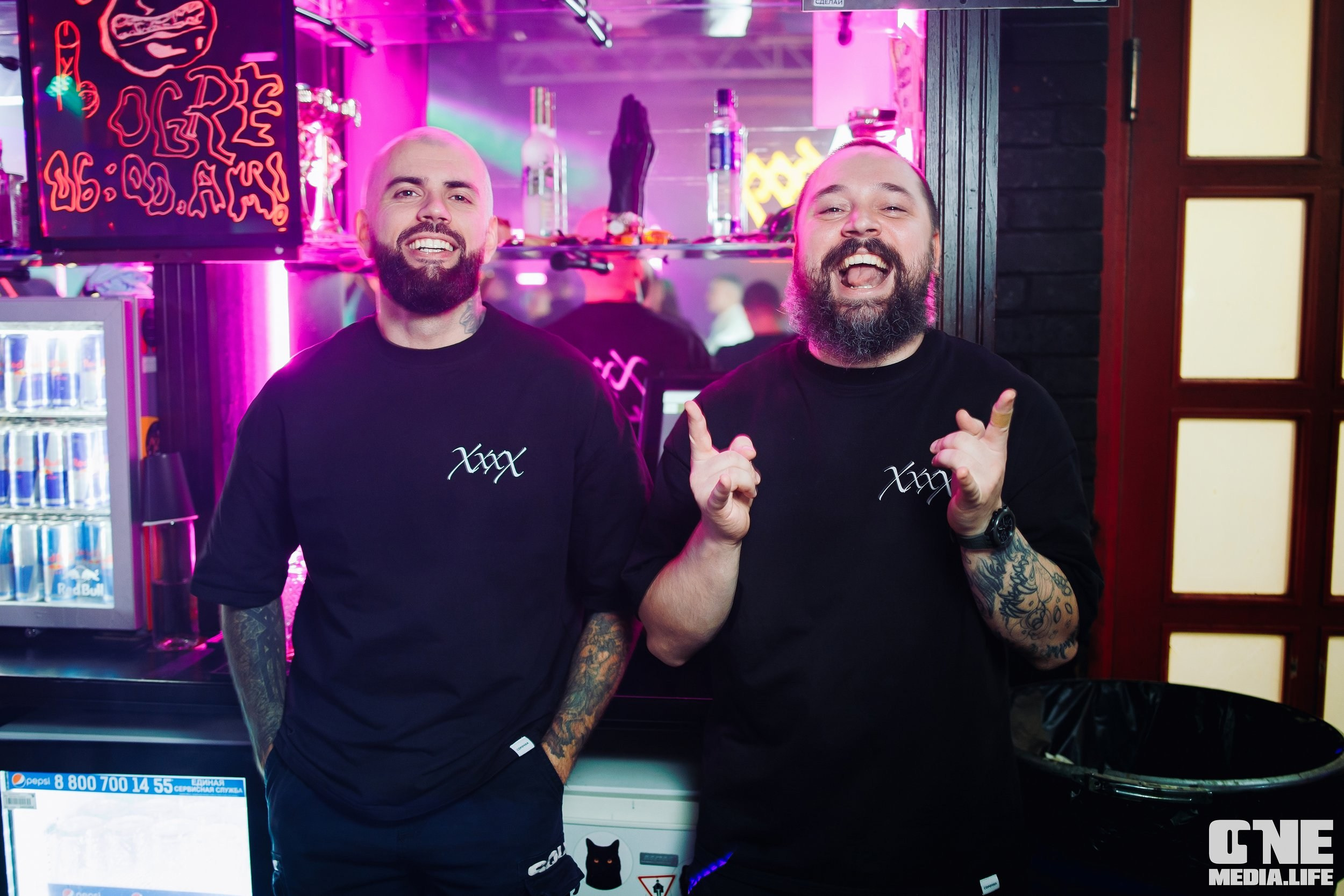Фоторепортаж из бара XxxX. One Media Life: фоторепортажи, фотоотчеты с мероприятий и заведений