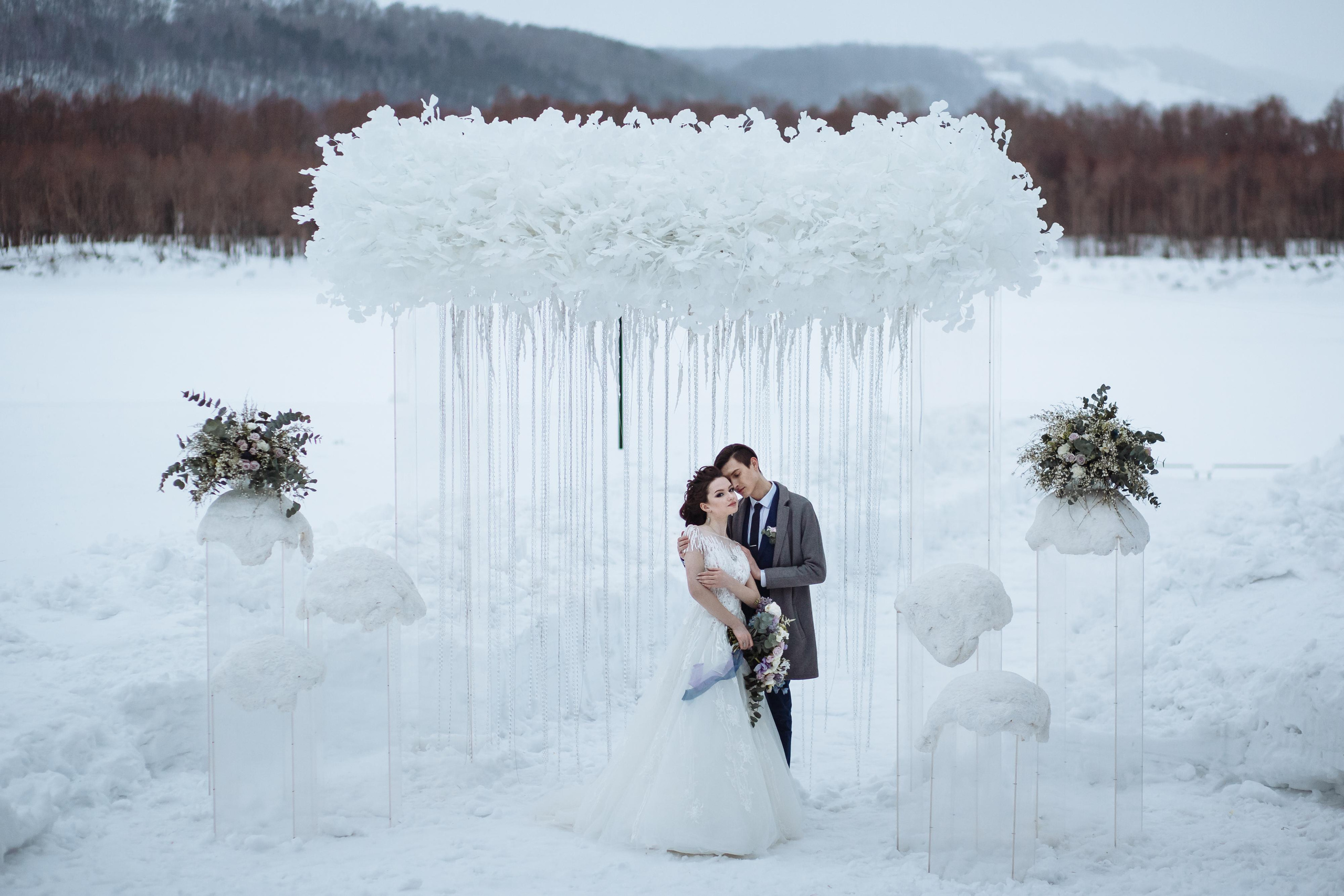 2019 | «Mystery of Ice». Wedding, romantic photo, family holidays. Workshops