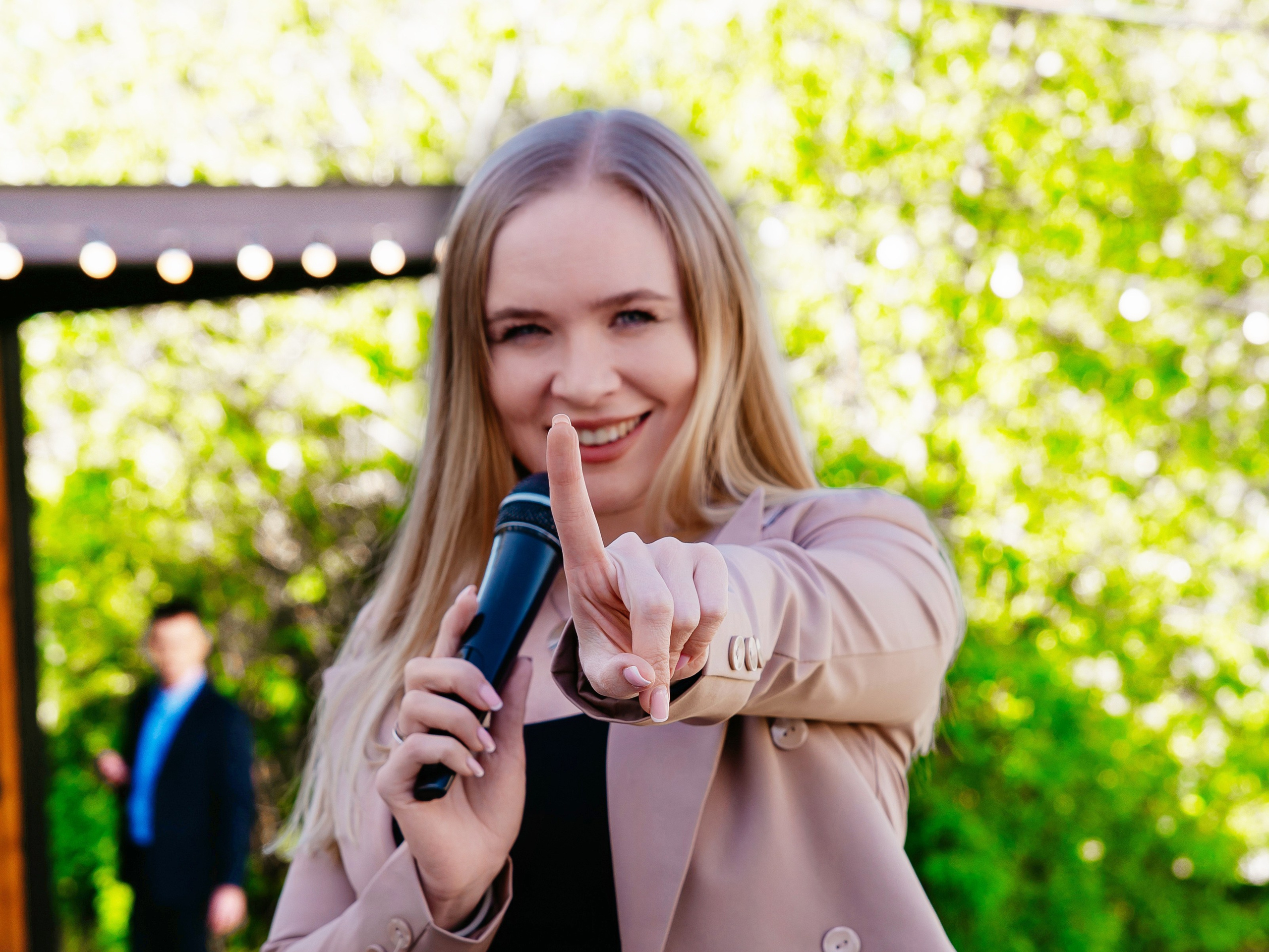 Ведущая на свадьбу Мария Снегур. Ведущий, Тамада, DJ, фото в Перми. Хорошее настроение