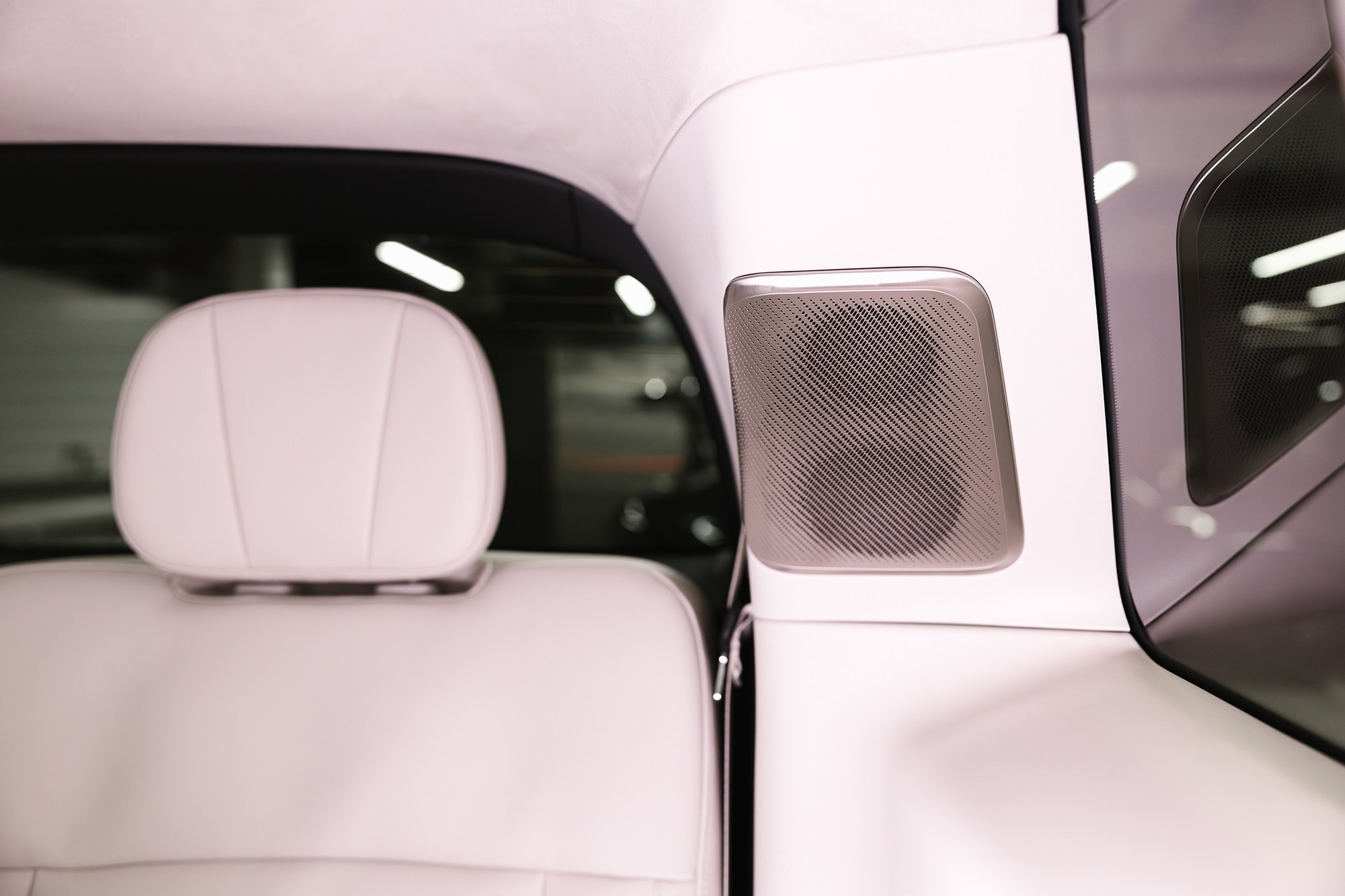 Lynk & Co 900 Ultra 2,0hyb 4WD AT (734 л. с.), 2025 г, 2,0 л бензин. Автосалон «Х-Авто»