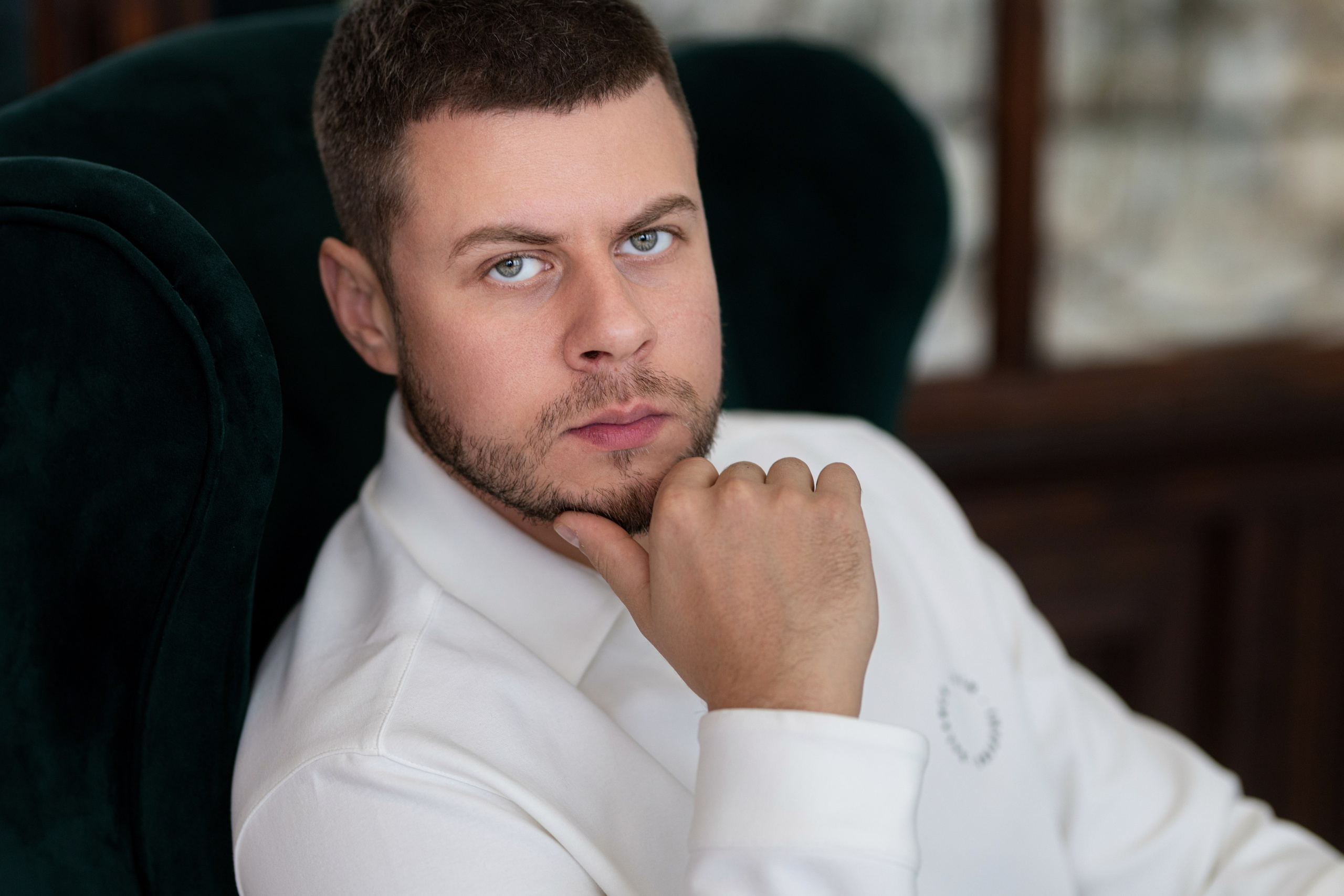 Семейная съемка для Яны и Дани в интерьере. Дмитрий Шульгин, портретный фотограф в Воронеже