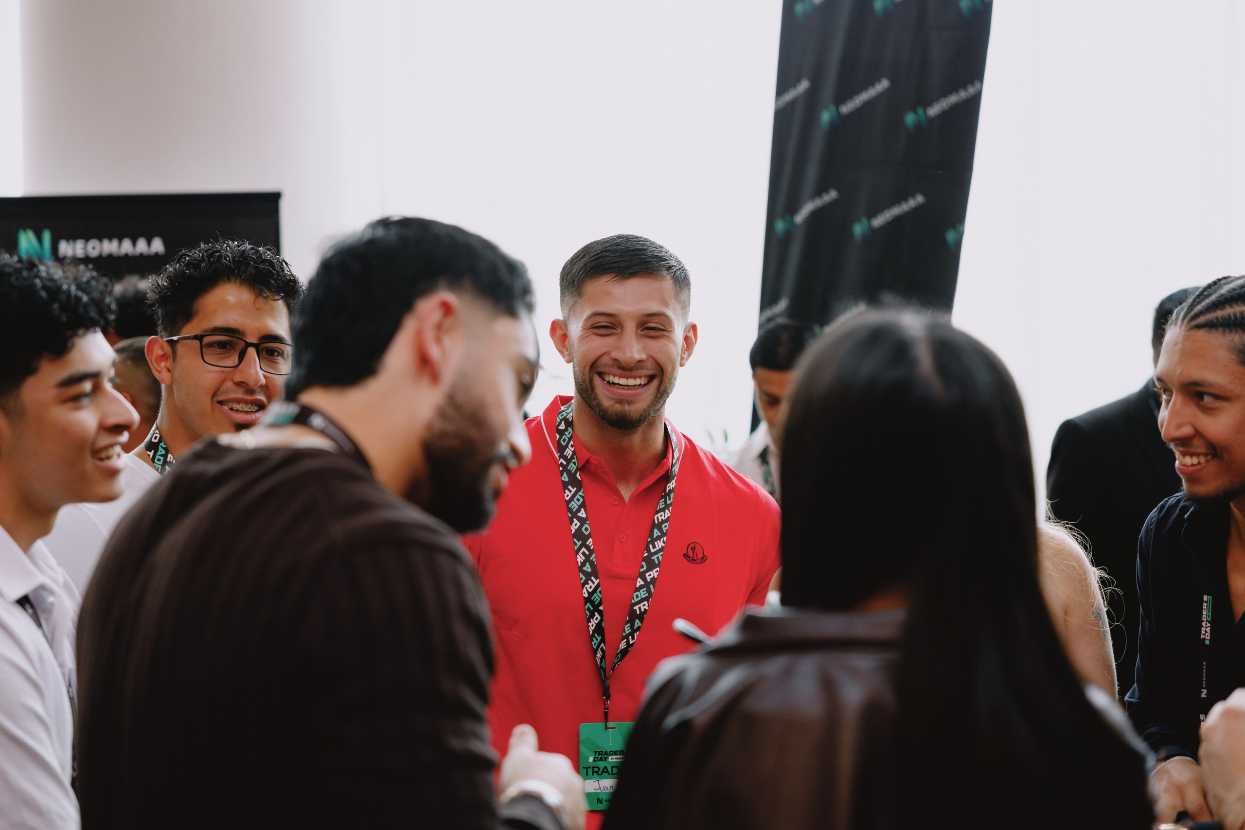 TRADERS DAY By NeomAAA Medellin. NeomAAA Funds Gallery