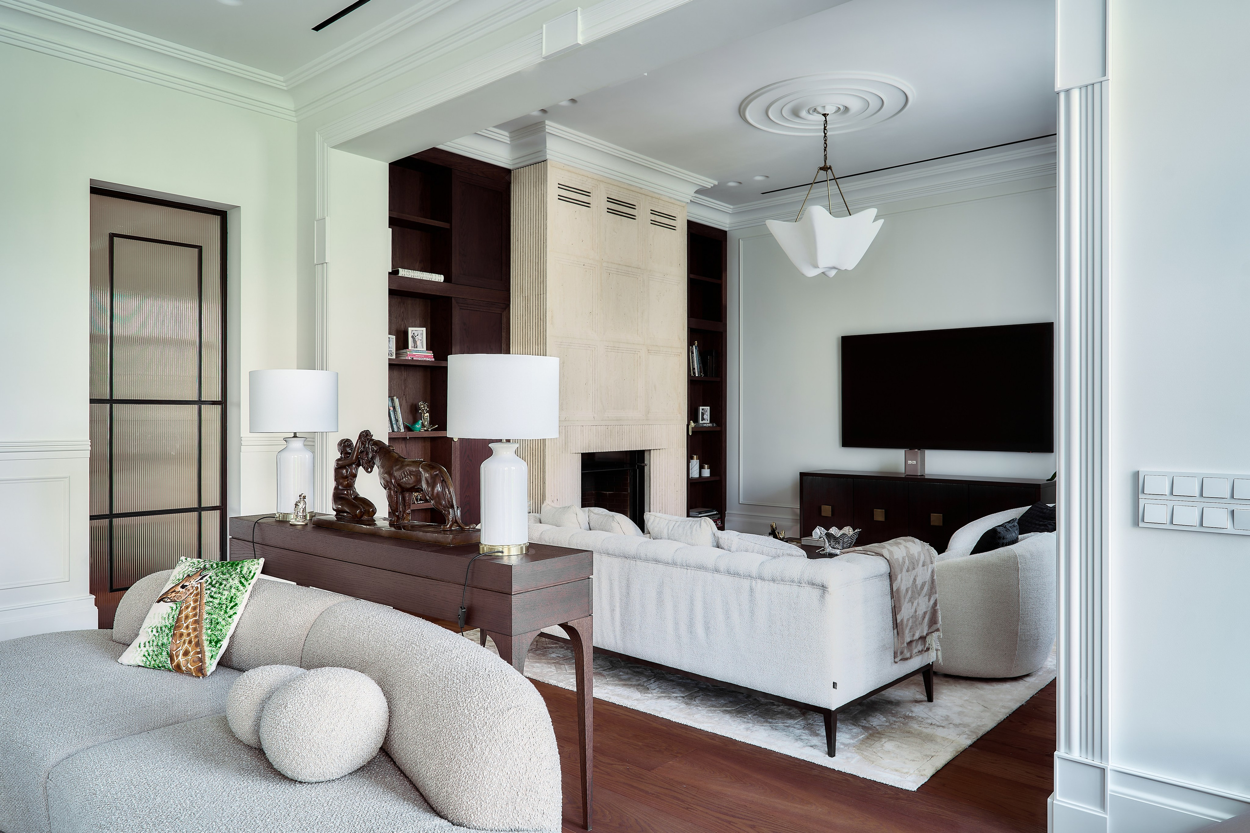 Фото, видеосъёмка и аэросъёмка интерьеров Agalarov Estate | vhaus. VHAUS | Превращаем квадратные метры в капитал. Стратегический визуальный маркетинг для премиум-недвижимости