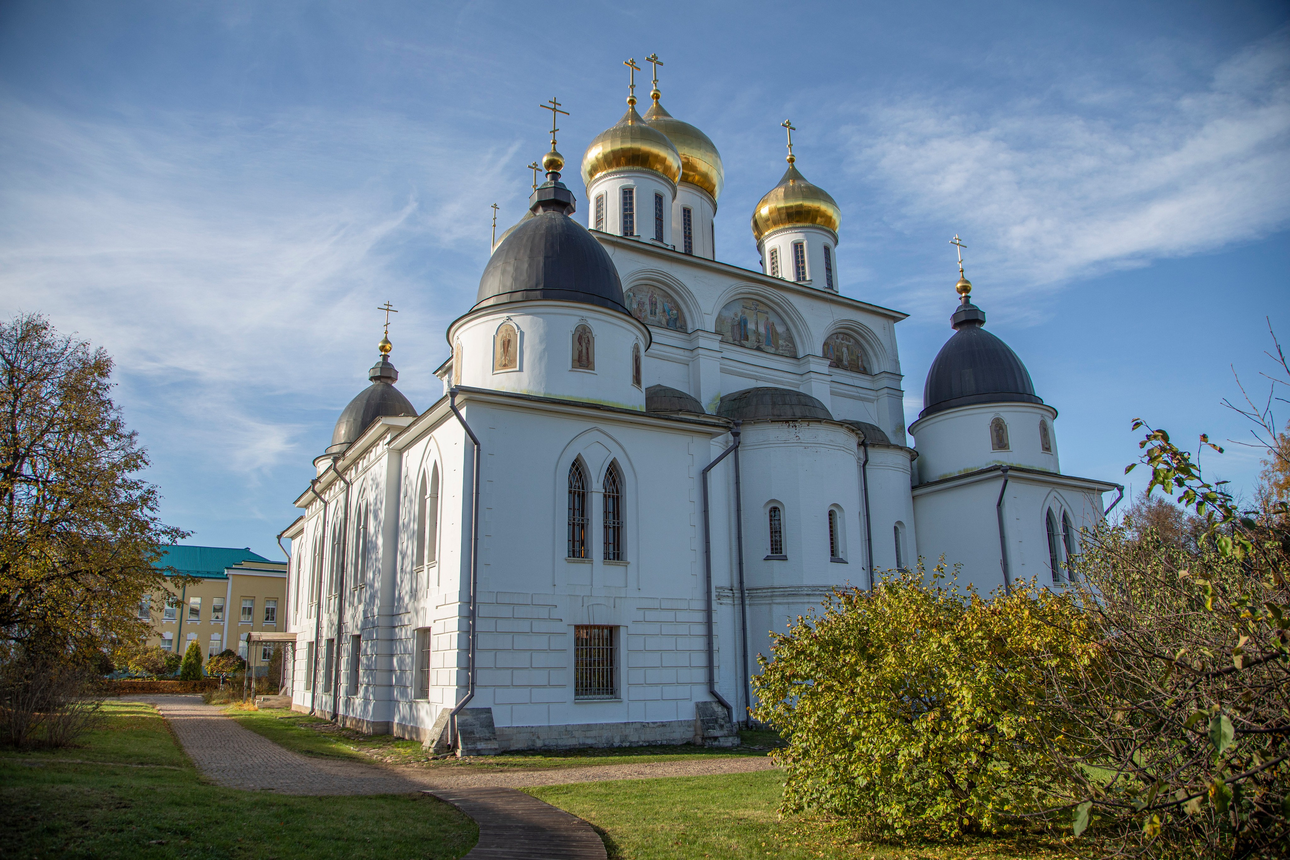 Воскресенье в г. Дмитров. Фотограф Сергей Ловкий