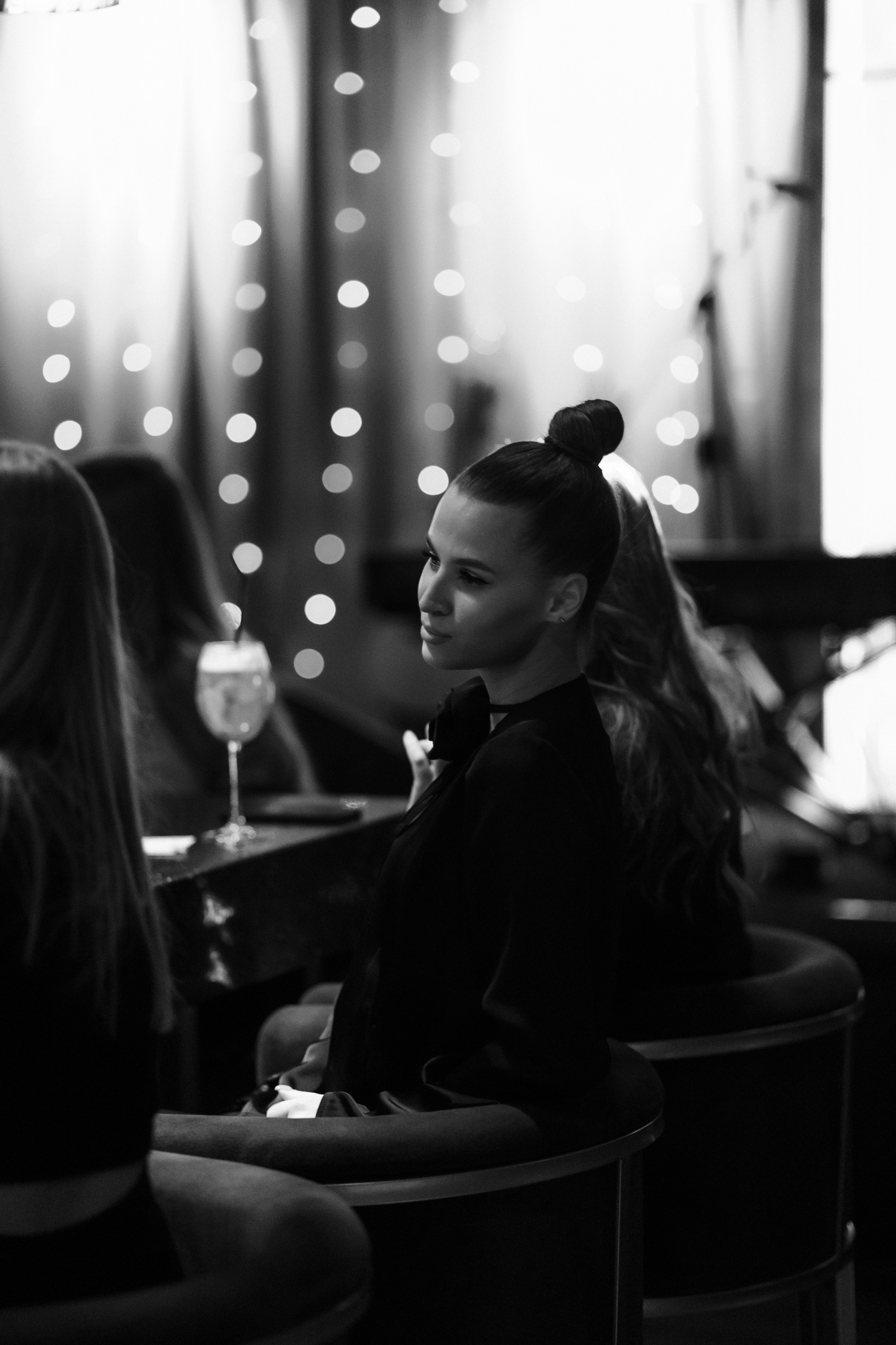 YANA URBAN: сольный концерт в «Анжелика Wineroom». СВОИ. ФОТООТЧЕТЫ-СОБЫТИЯ-МЕСТА