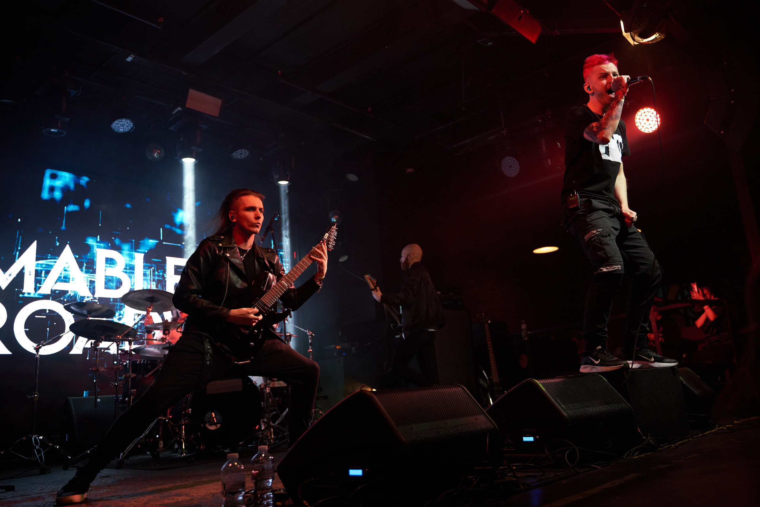 Концерт Mable's Broadway и Multiverse в клубе Pravda. Лена Монахова — портретный и концертный фотограф в Санкт-Петербурге