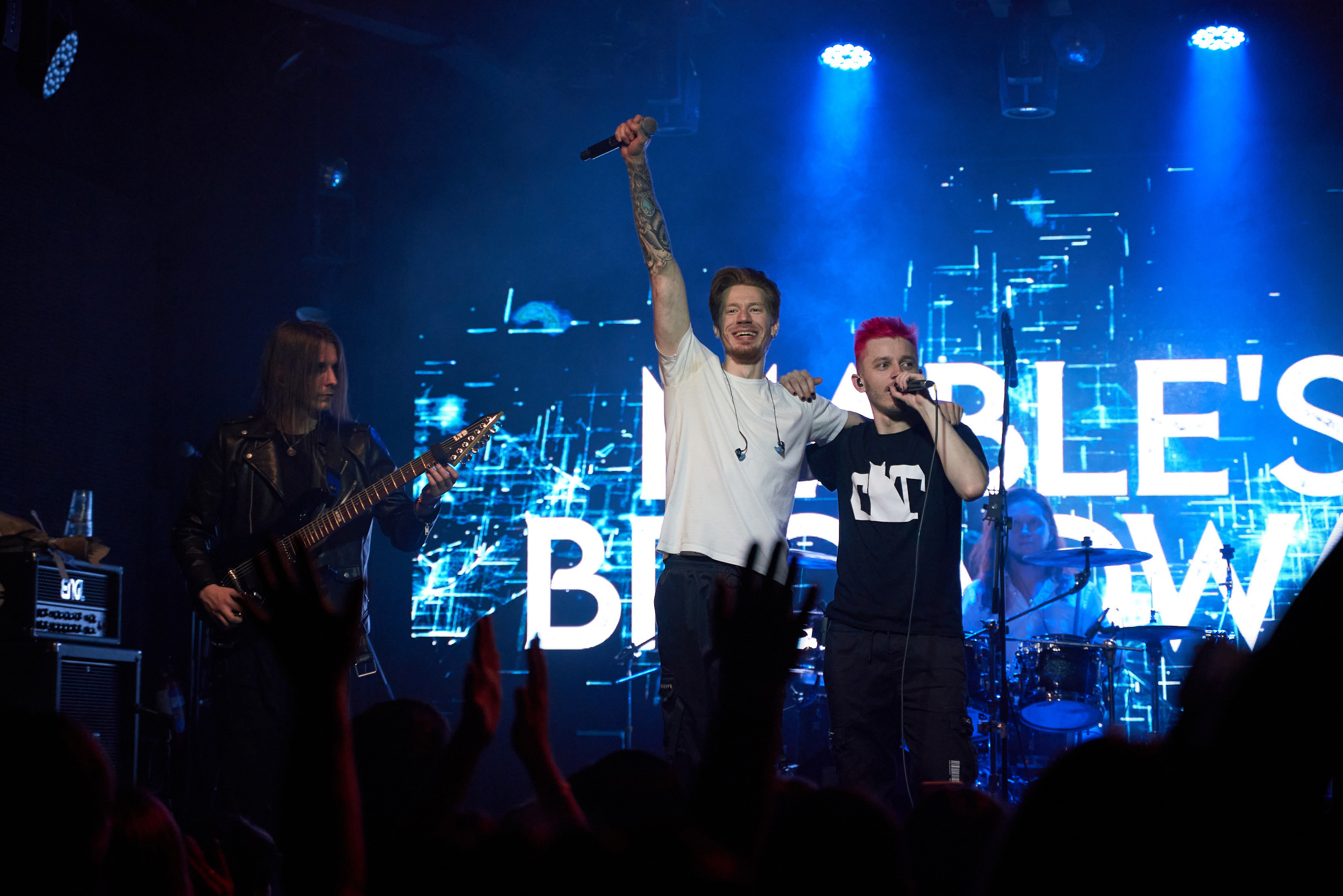 Концерт Mable's Broadway и Multiverse в клубе Pravda. Лена Монахова — портретный и концертный фотограф в Санкт-Петербурге