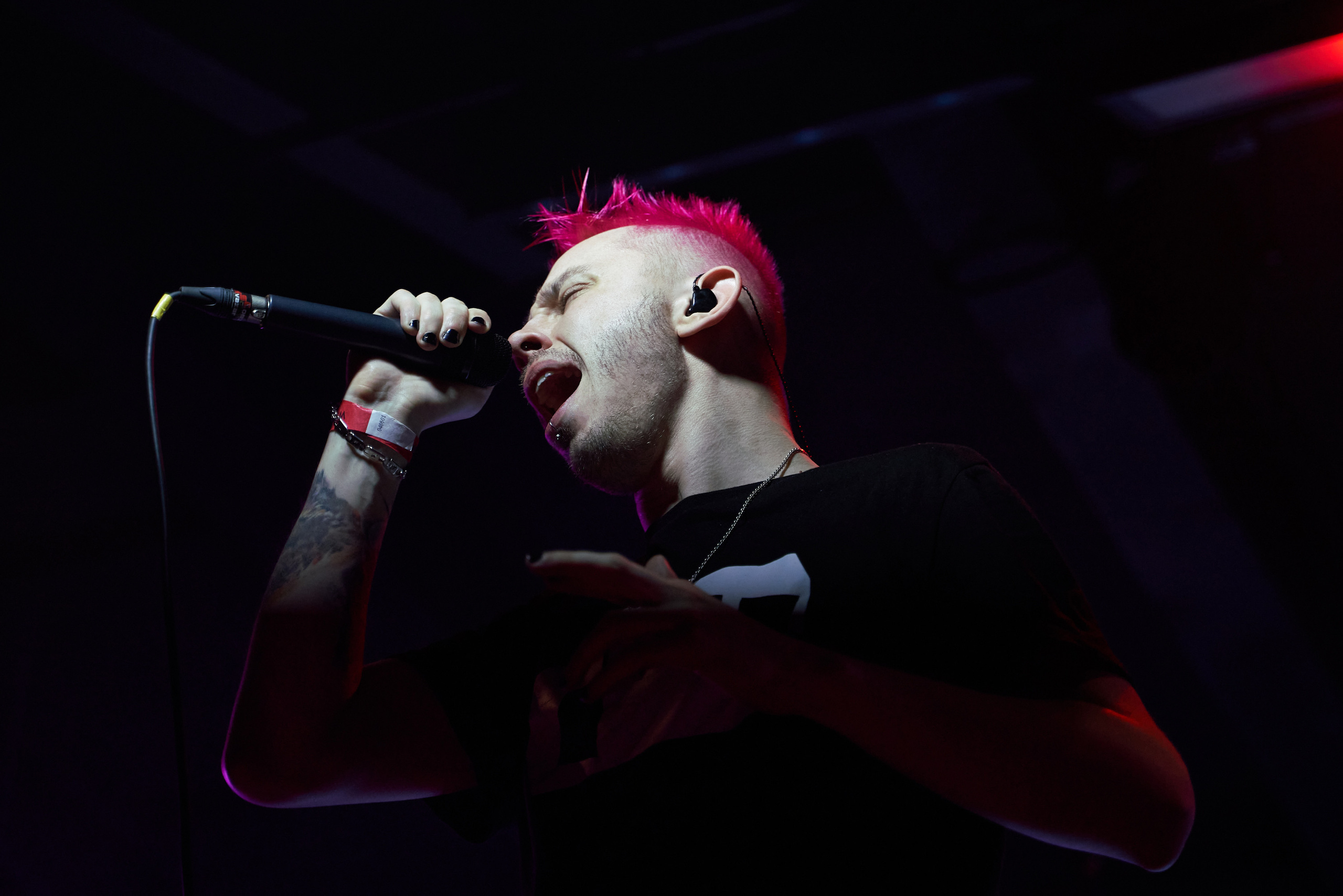 Концерт Mable's Broadway и Multiverse в клубе Pravda. Лена Монахова — портретный и концертный фотограф в Санкт-Петербурге