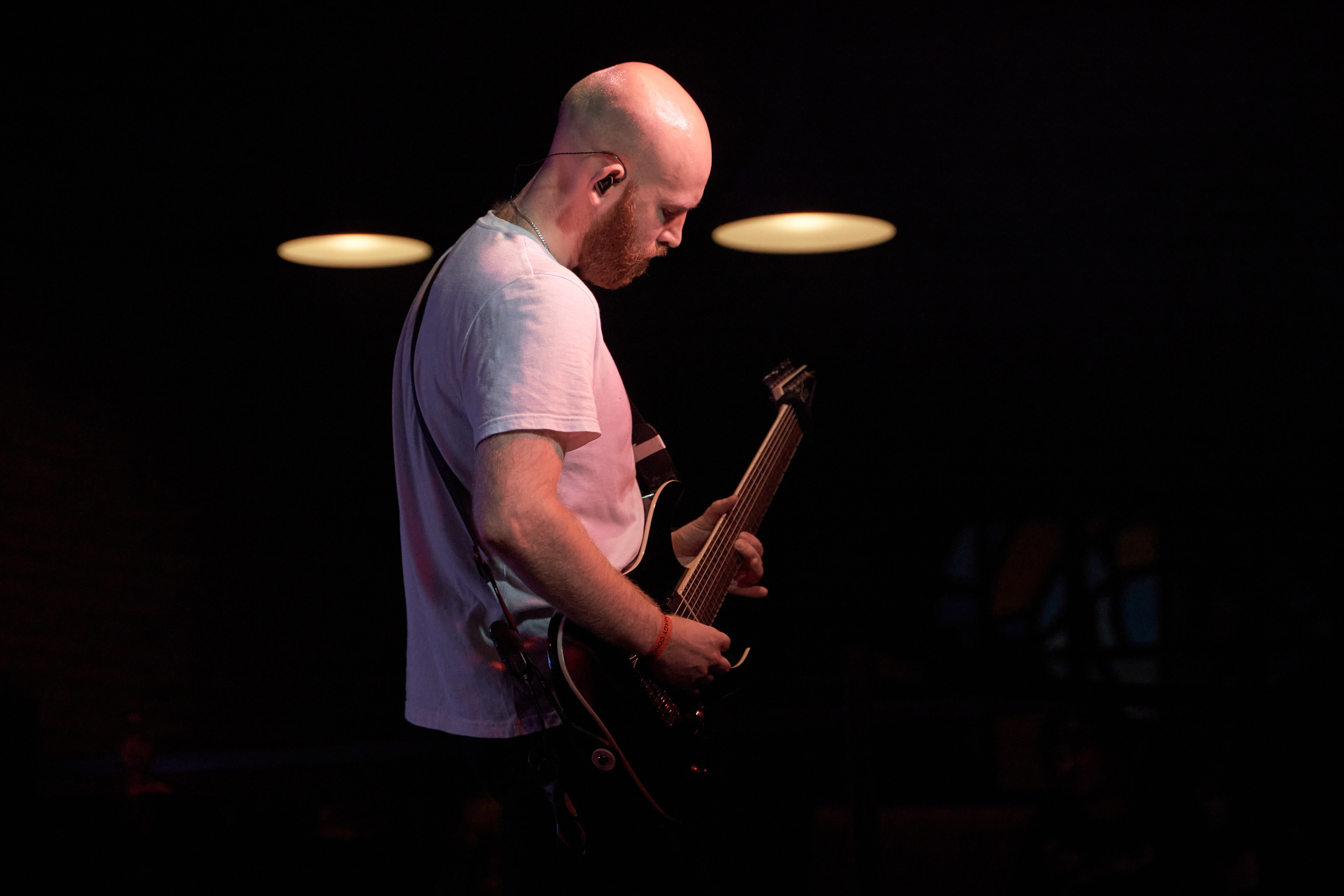 Концерт Mable's Broadway и Multiverse в клубе Pravda. Лена Монахова — портретный и концертный фотограф в Санкт-Петербурге