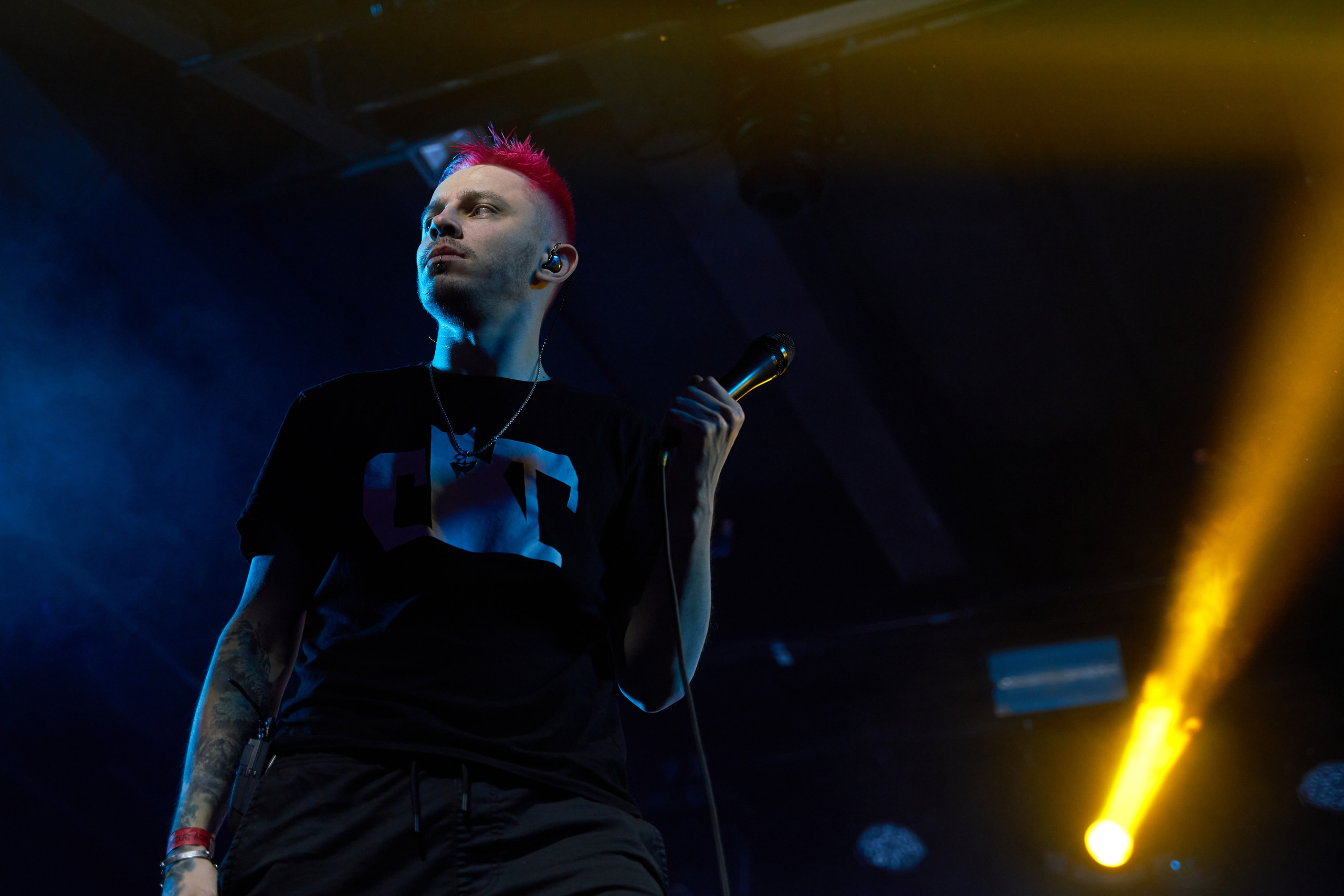 Концерт Mable's Broadway и Multiverse в клубе Pravda. Лена Монахова — портретный и концертный фотограф в Санкт-Петербурге