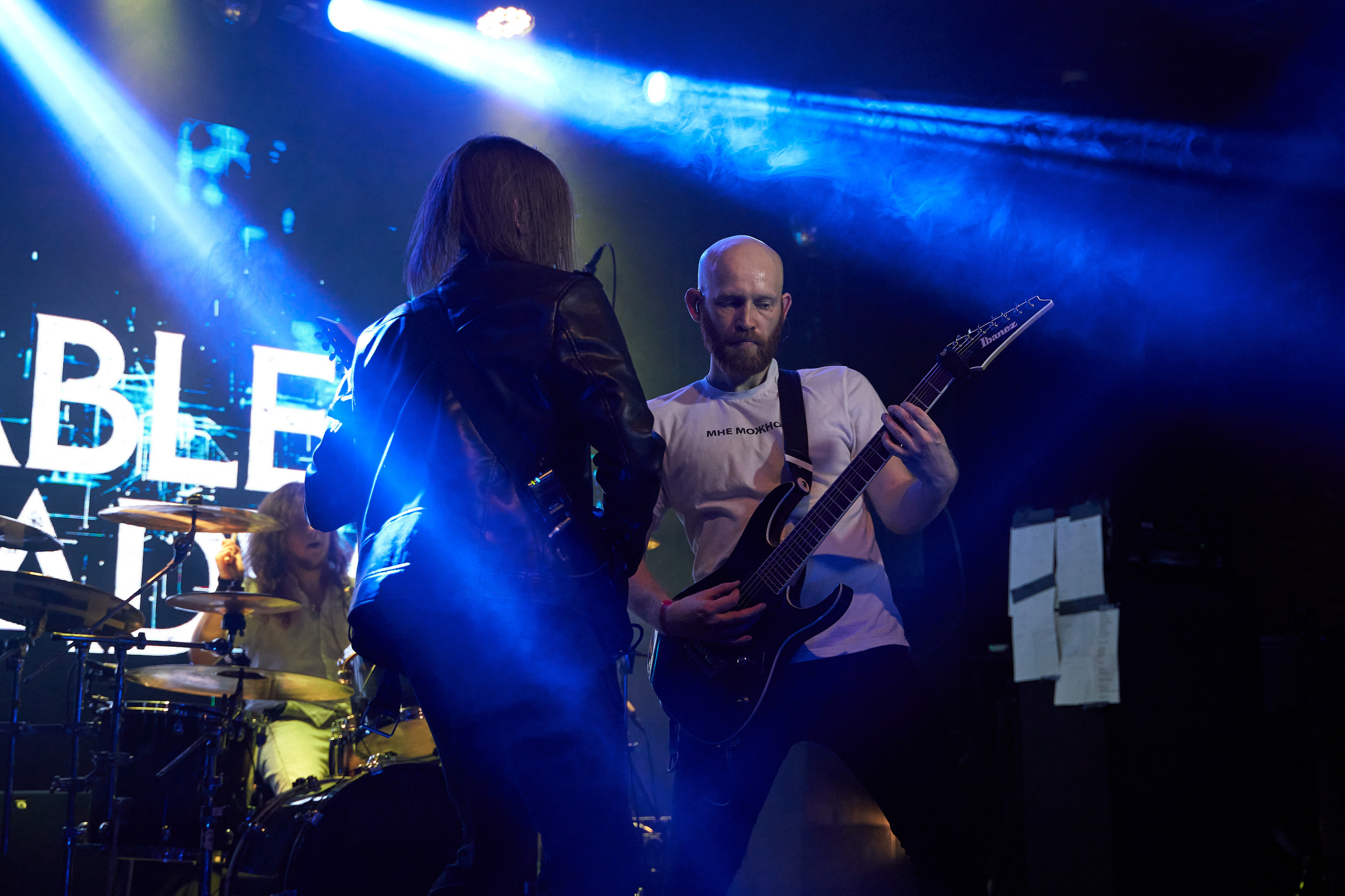 Концерт Mable's Broadway и Multiverse в клубе Pravda. Лена Монахова — портретный и концертный фотограф в Санкт-Петербурге