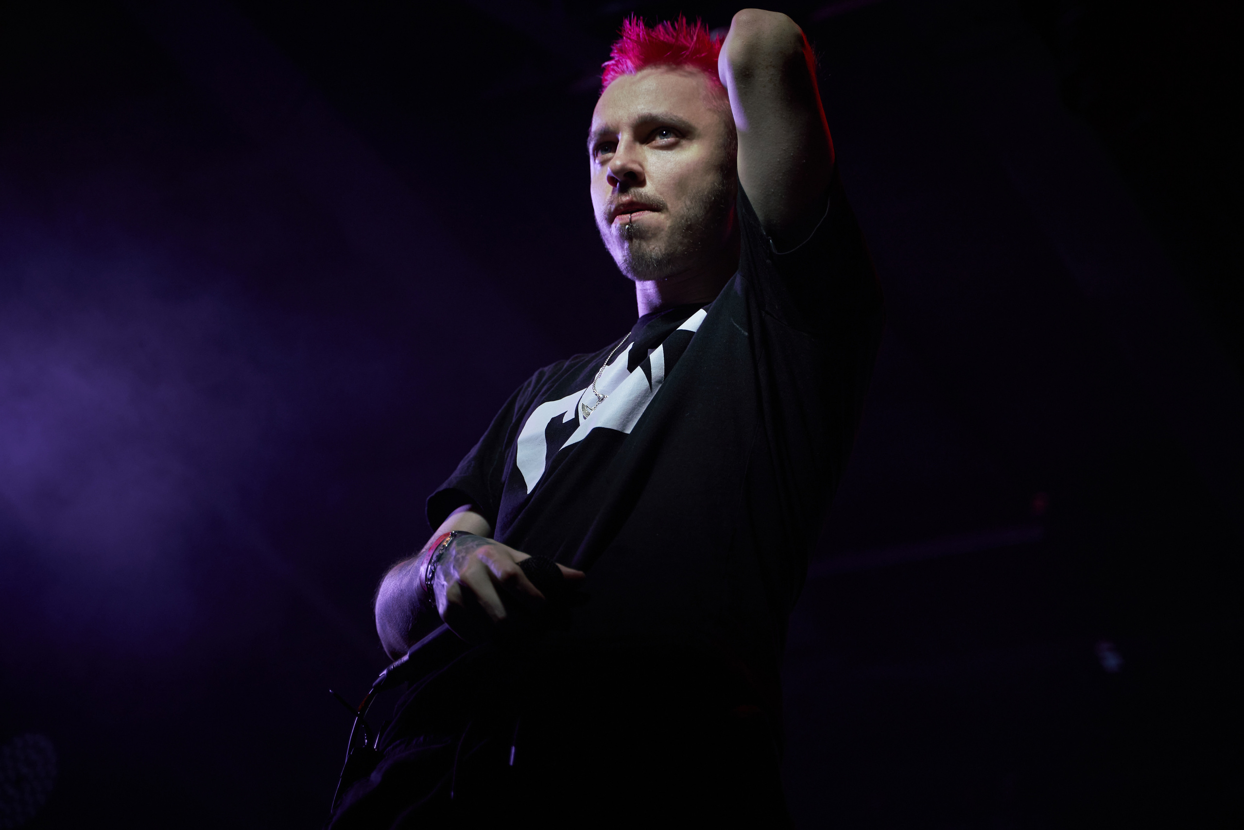 Концерт Mable's Broadway и Multiverse в клубе Pravda. Лена Монахова — портретный и концертный фотограф в Санкт-Петербурге