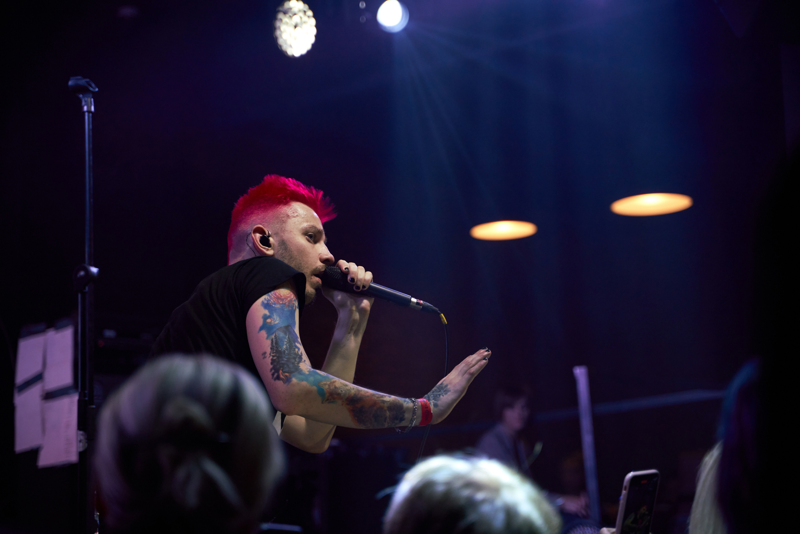 Концерт Mable's Broadway и Multiverse в клубе Pravda. Лена Монахова — портретный и концертный фотограф в Санкт-Петербурге