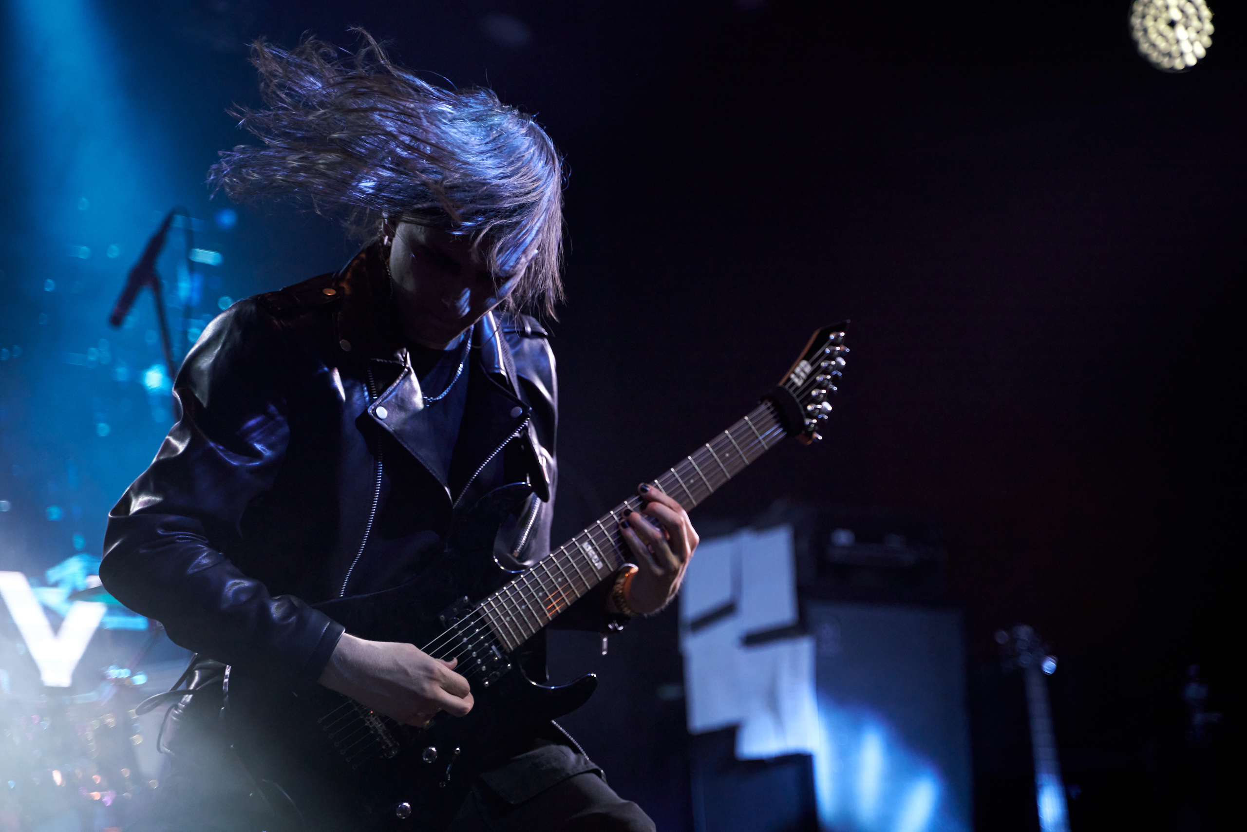 Концерт Mable's Broadway и Multiverse в клубе Pravda. Лена Монахова — портретный и концертный фотограф в Санкт-Петербурге