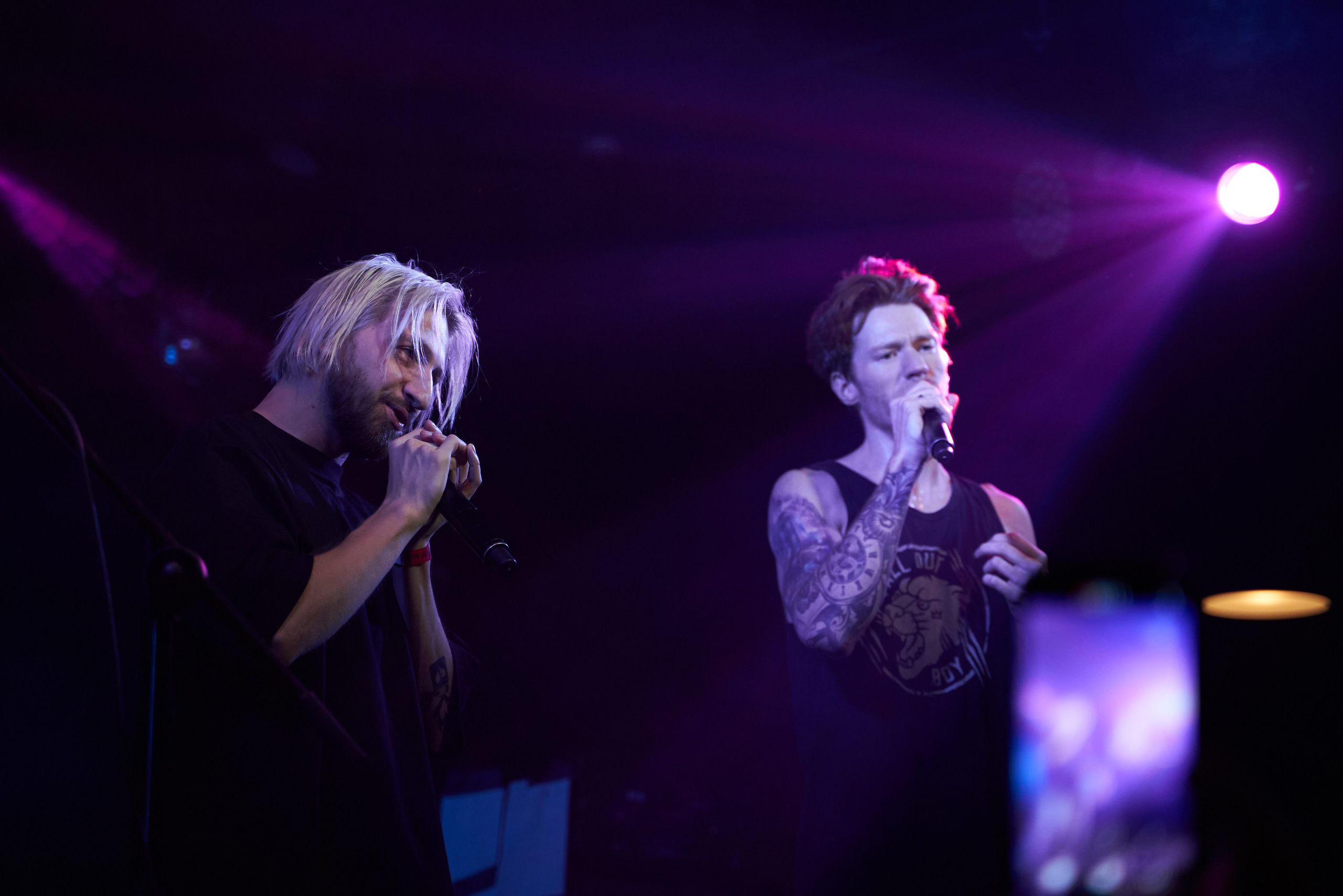 Концерт Mable's Broadway и Multiverse в клубе Pravda. Лена Монахова — портретный и концертный фотограф в Санкт-Петербурге