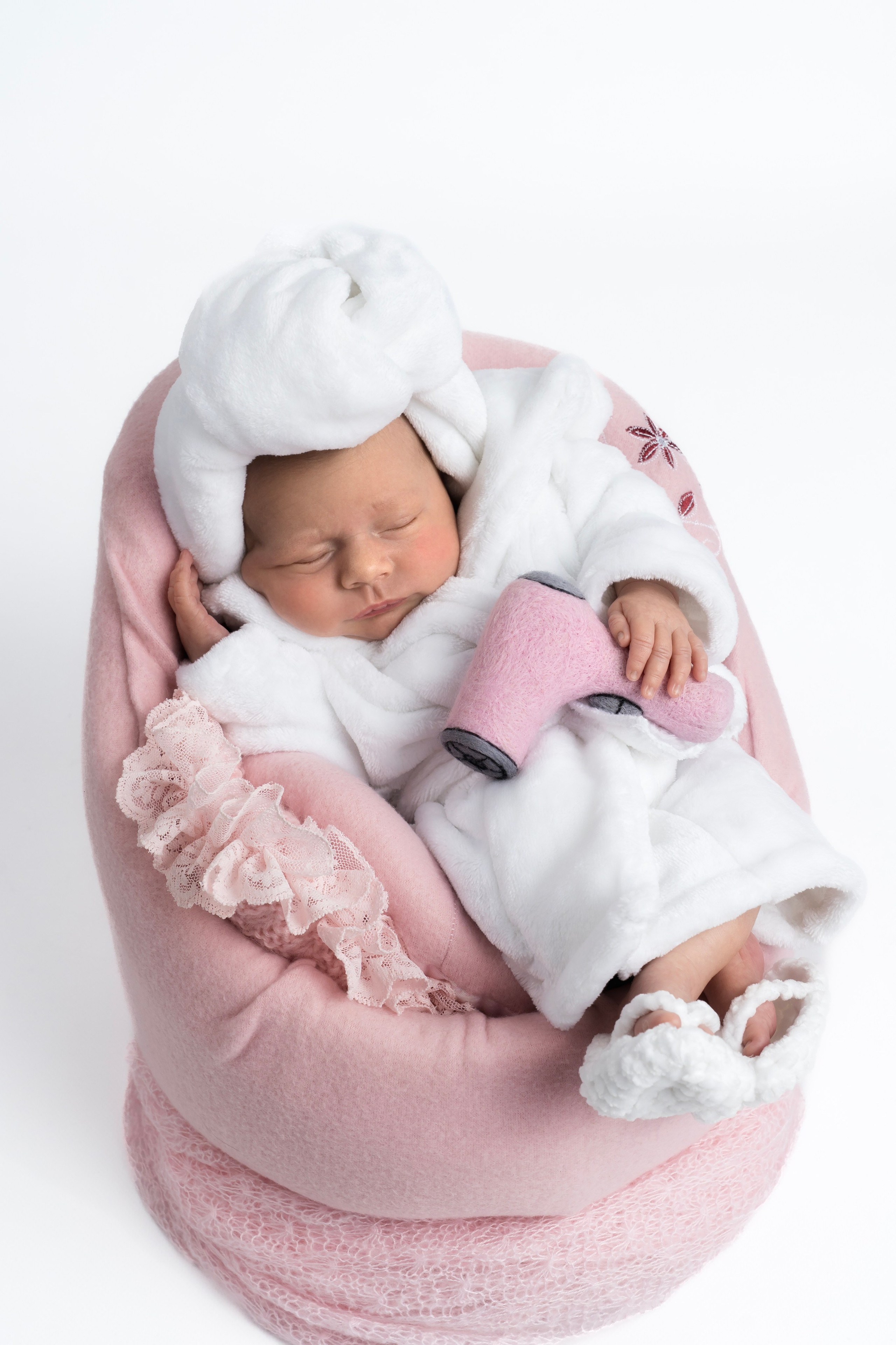 Фотосессия новорожденного (newborn). Фотограф новорожденных, детей до года и беременных в Симферополе