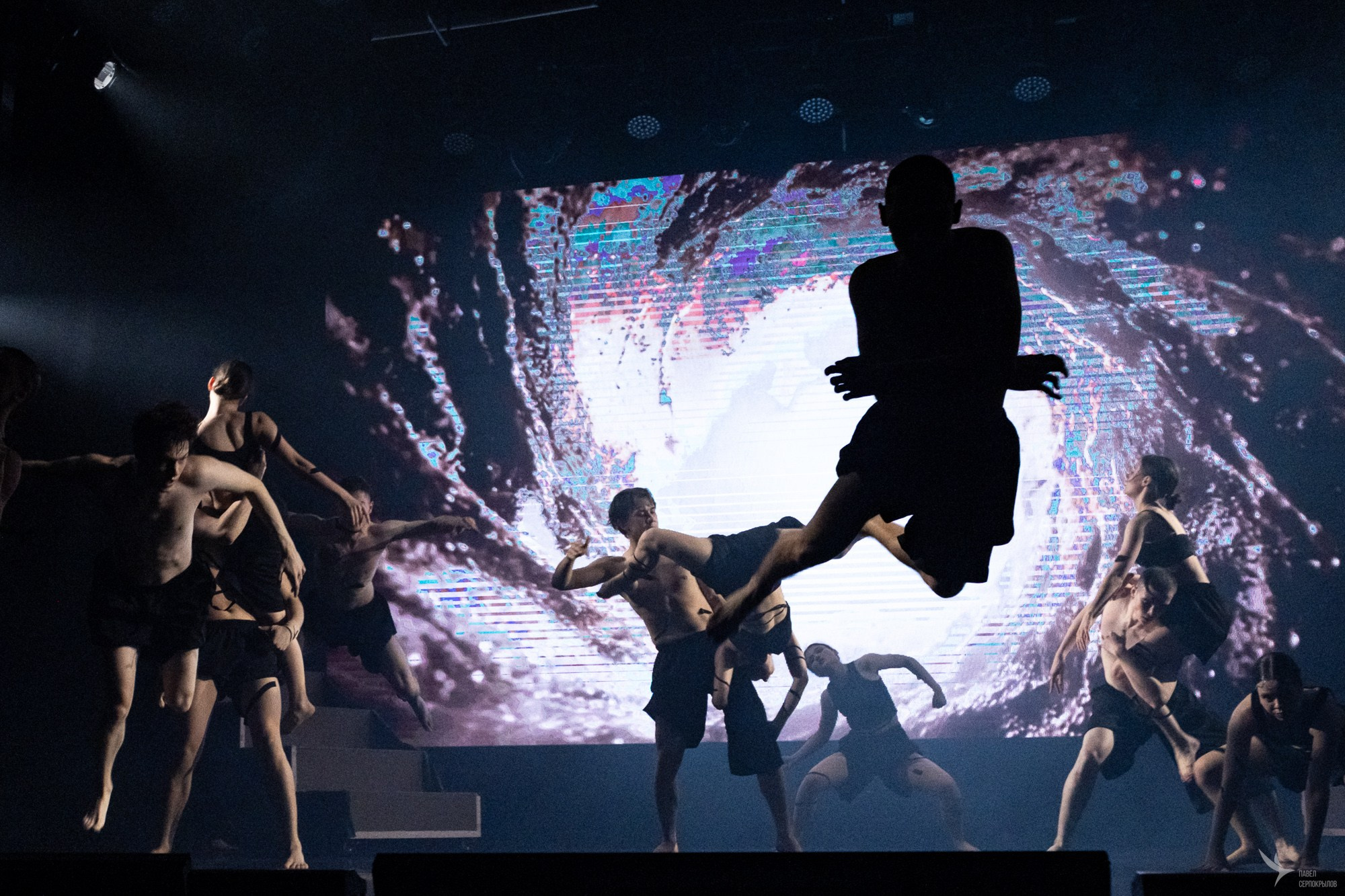 Пластический спектакль команды СЕВЕР «Голос ветра. Молчание мрамора». Репортажный фотограф в Казани Павел Серпокрылов