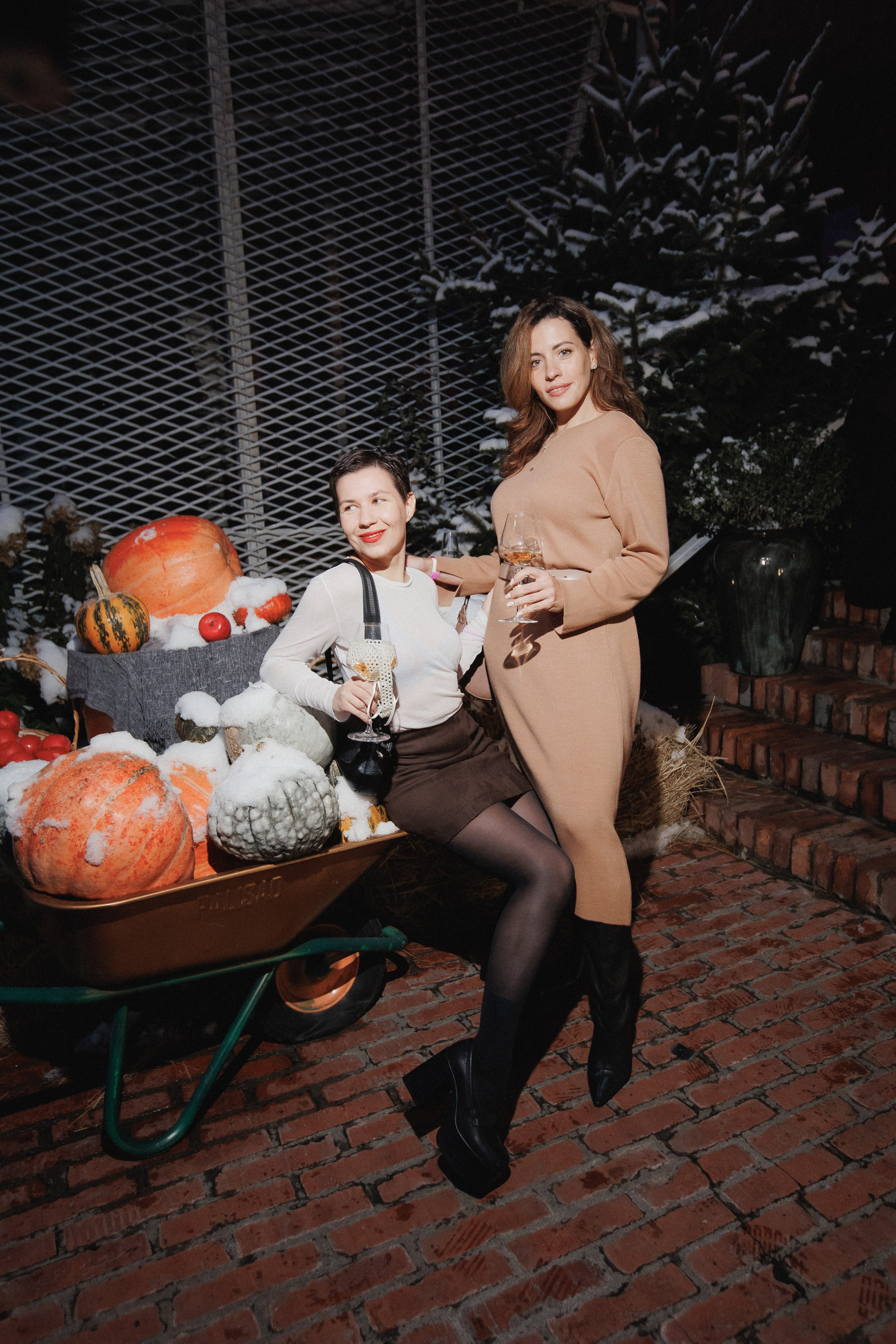 ВИННЫЙ ФЕСТИВАЛЬ. СВОИ. ФОТООТЧЕТЫ-СОБЫТИЯ-МЕСТА