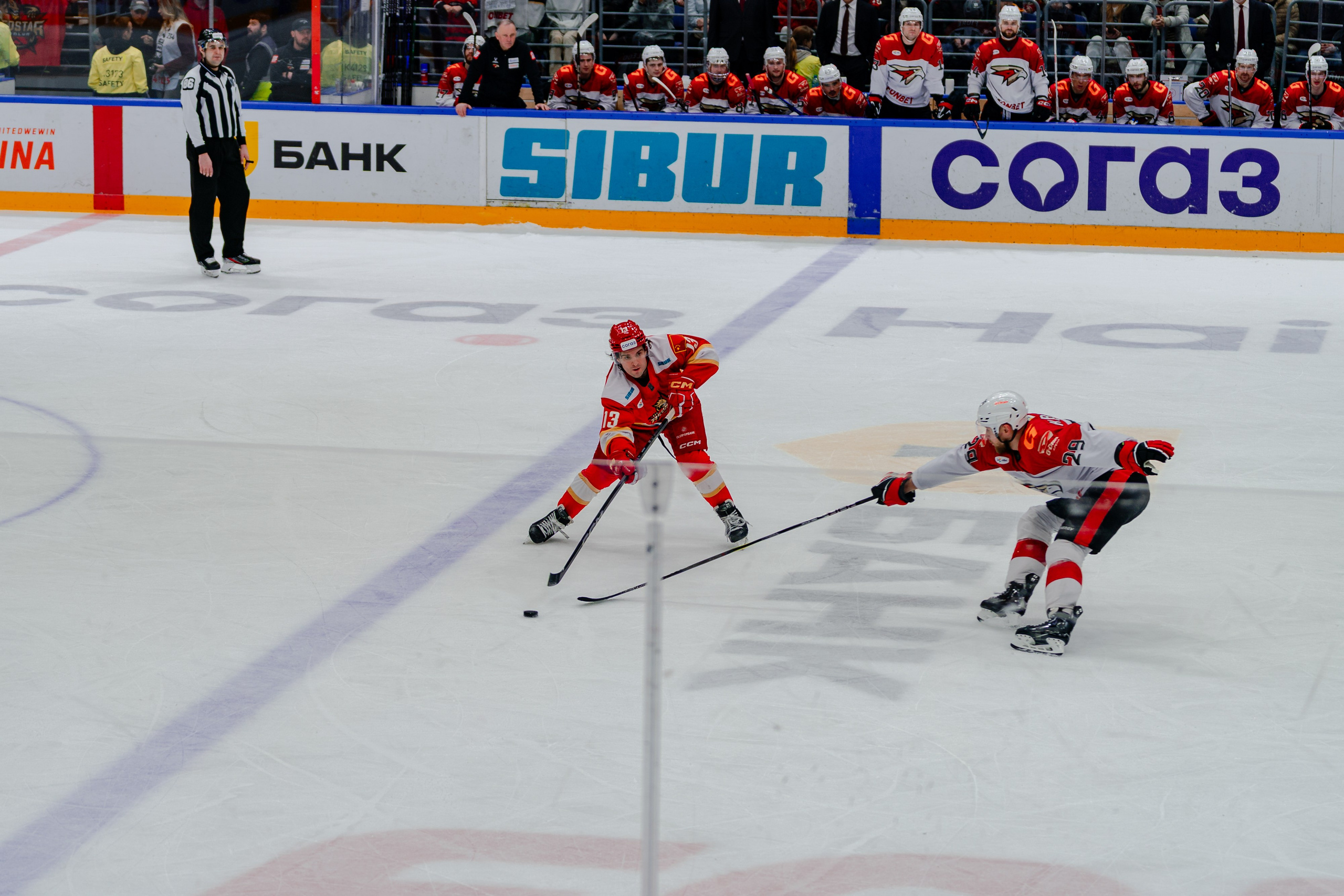КХЛ КУНЬЛУНЬ РС — АВАНГАРД 22 МАРТА 2025. Репортажный фотограф в Москве Измалков Артем