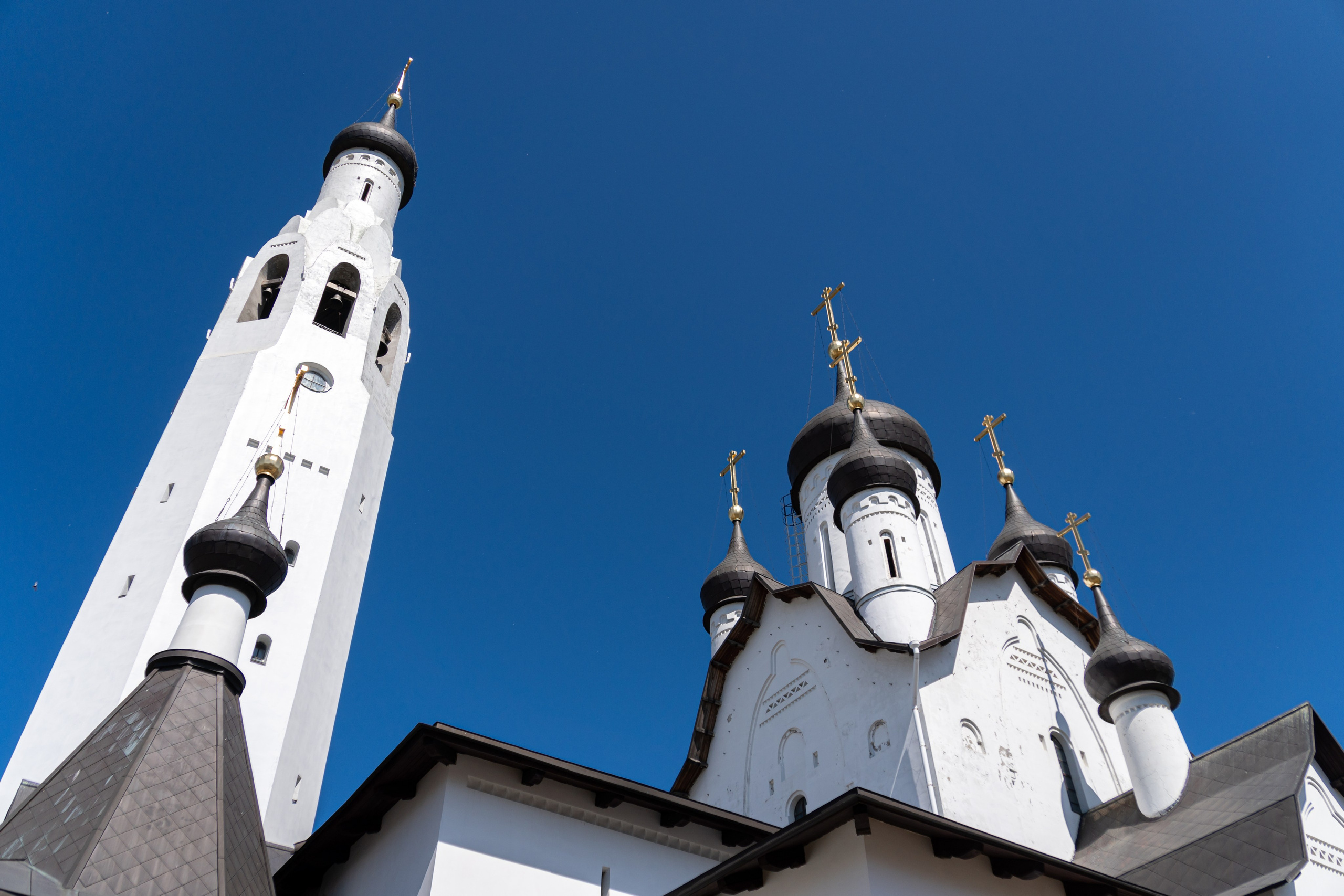 Храм апостола Петра в Веселом поселке