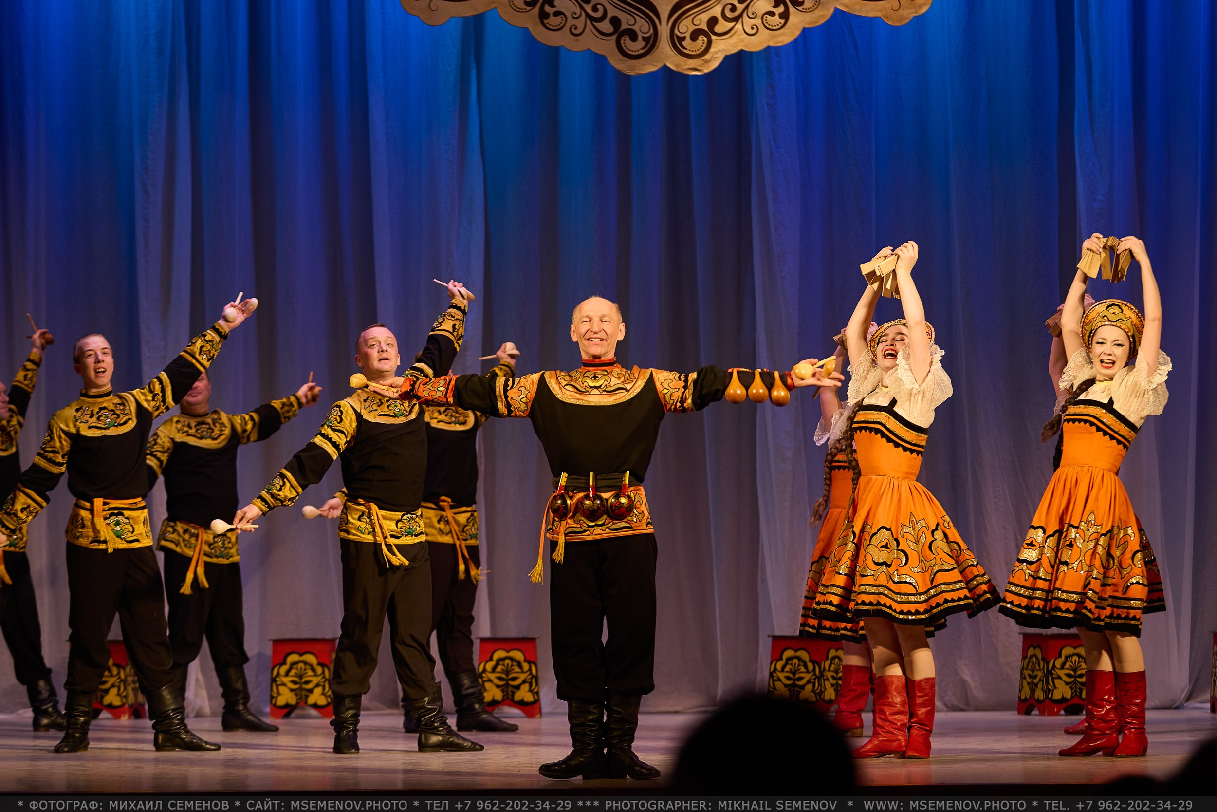 Фоторепортаж с Концерта «Волжанка» и «Задоринка»