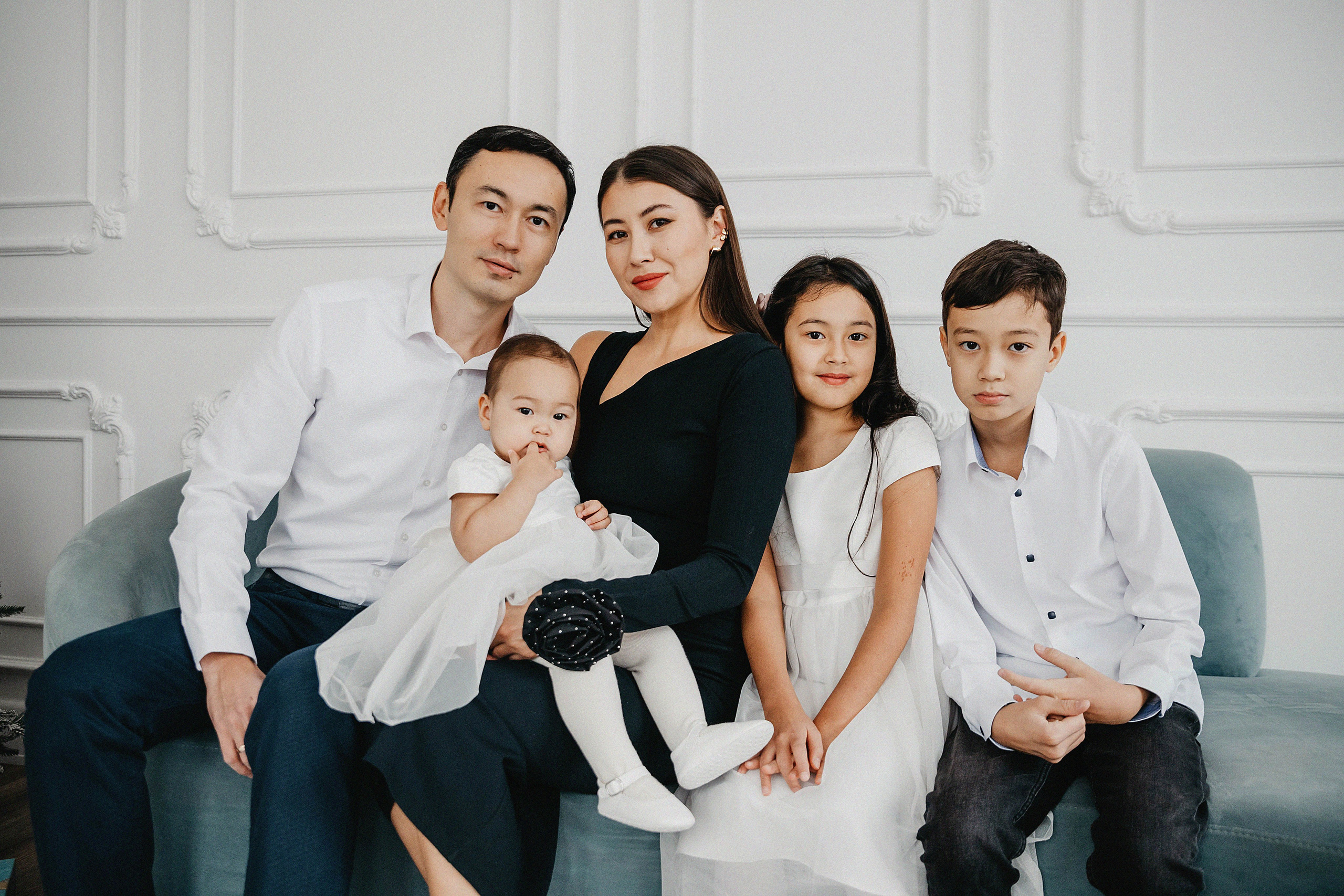 Семейная фотосессия Line Studio. Свадебный, семейный и портретный фотограф в Алматы, Костанай