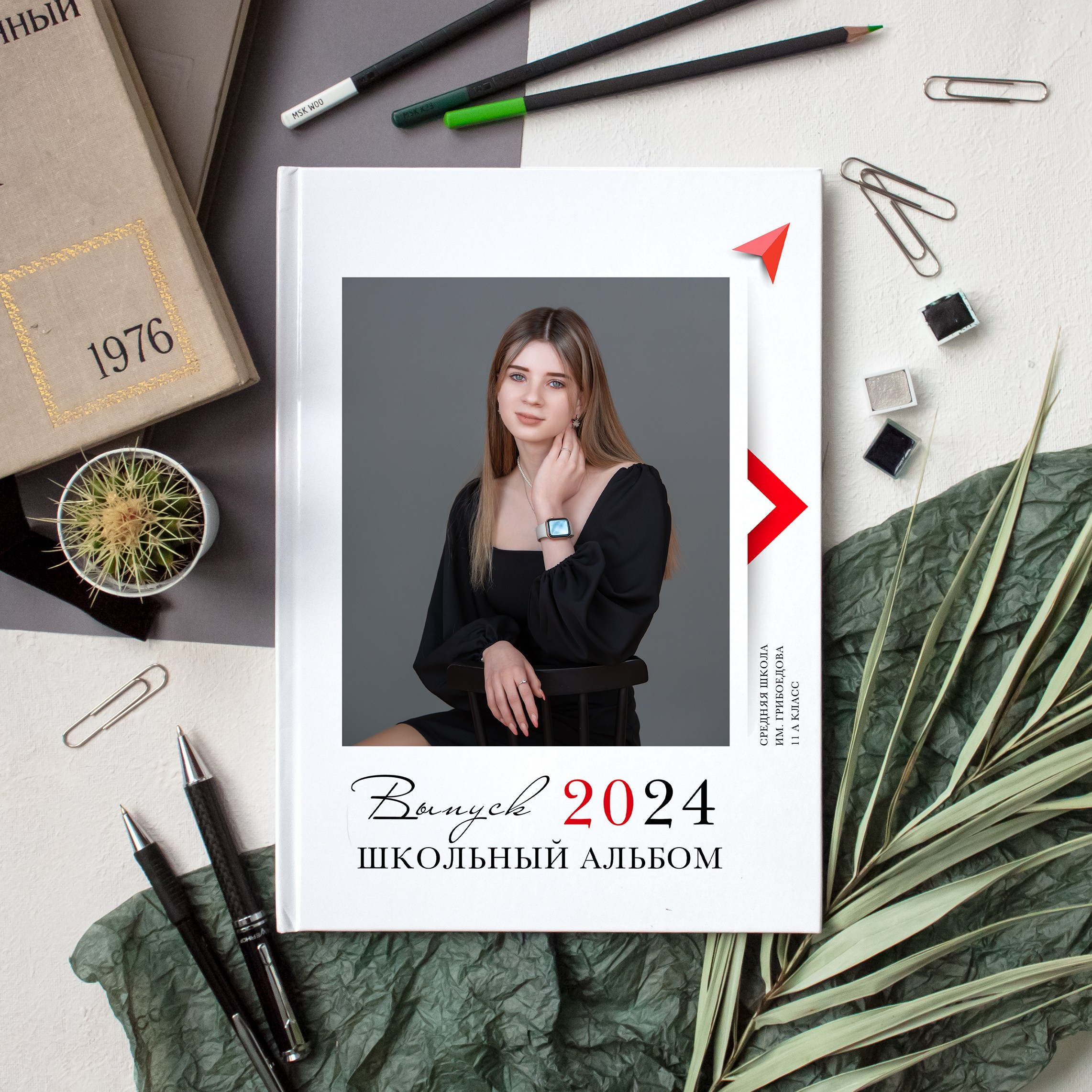 Персональный альбом на 5 разворотов. Выпускные альбомы для детского сада и школы в Туле