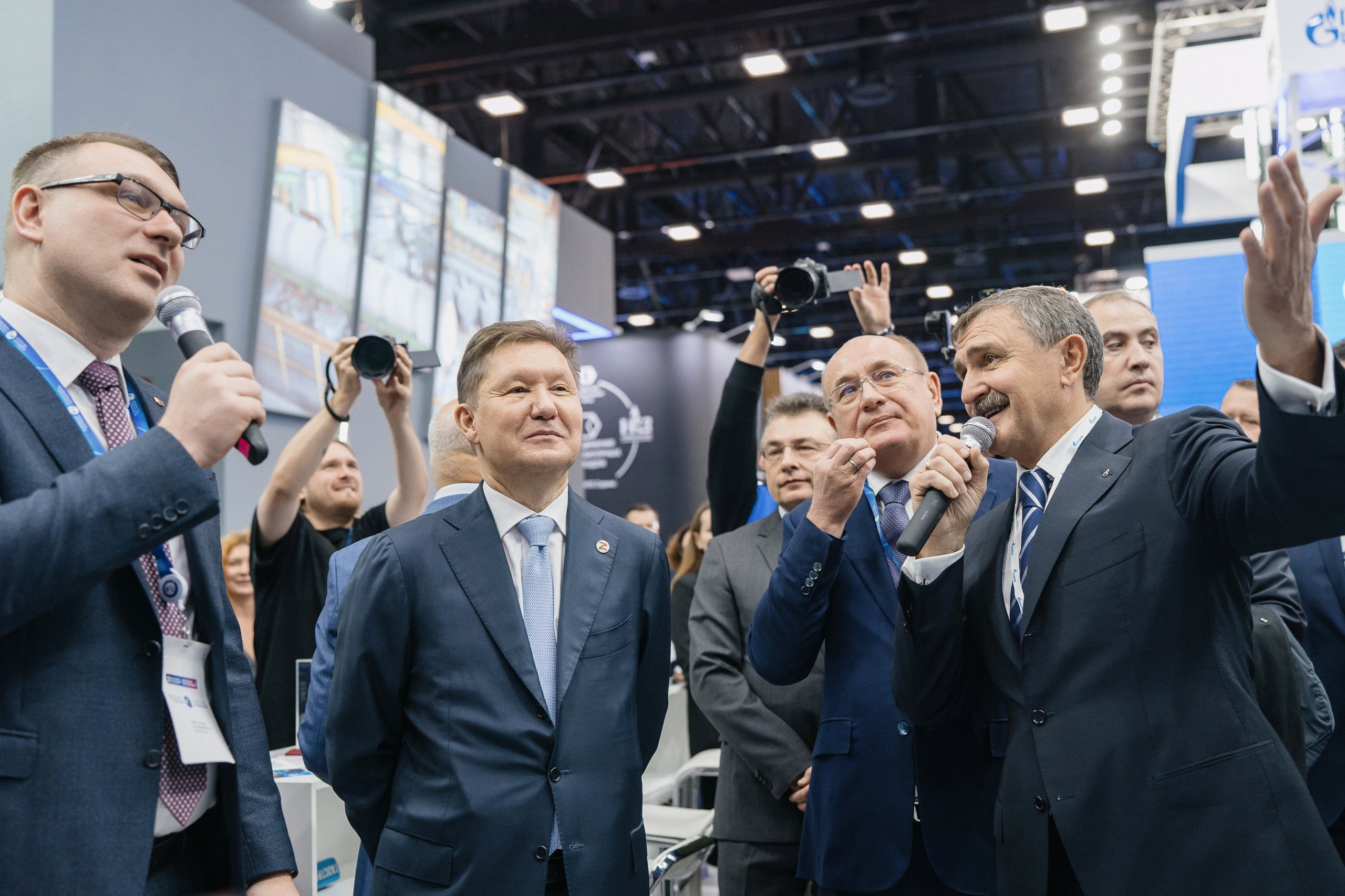 Alexey Miller (Gazprom) at the St. Petersburg International Gas Forum. Svyatoslav Bunkov | photographer