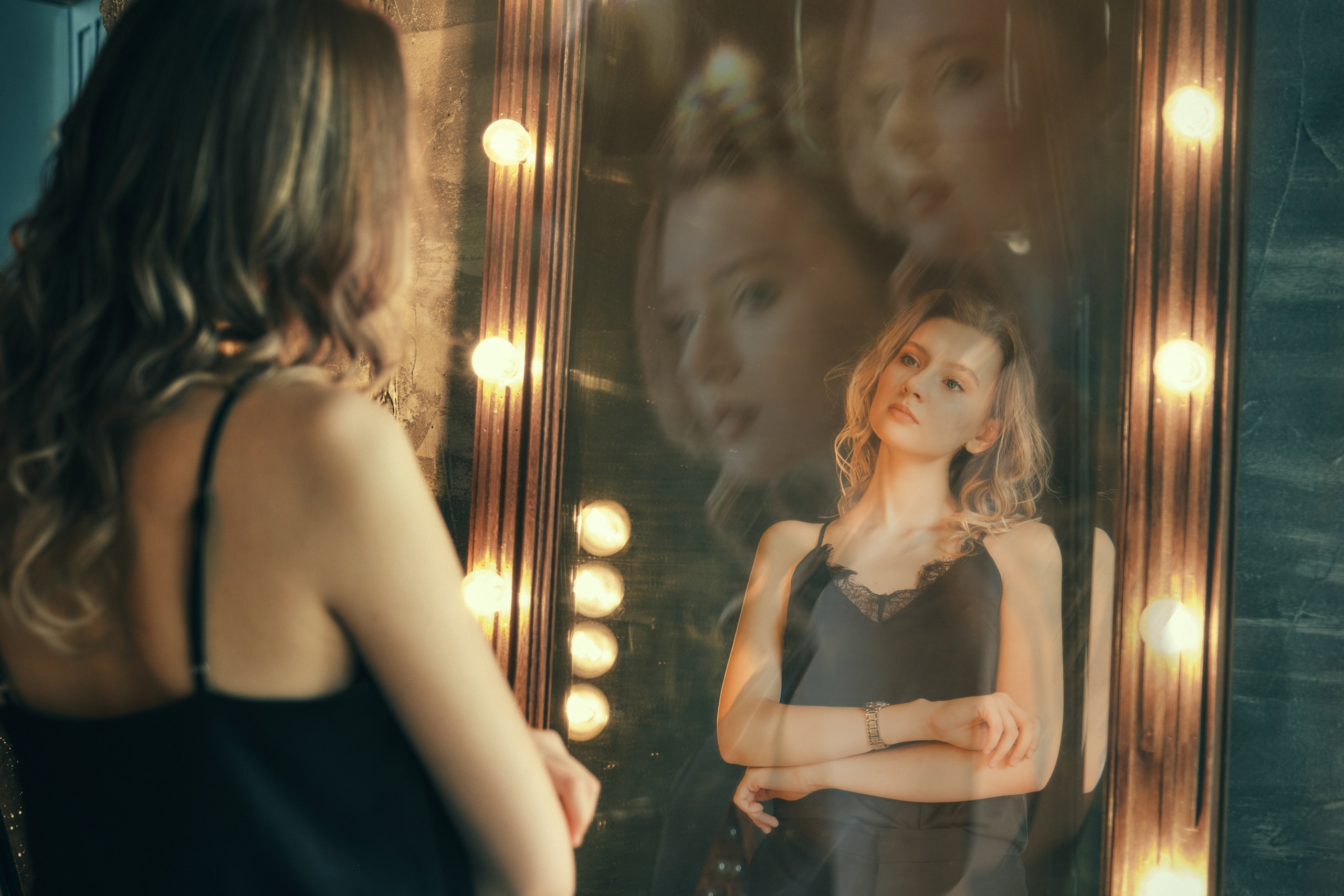 Фотосессия девушки в Самаре с макияжем и одеждой