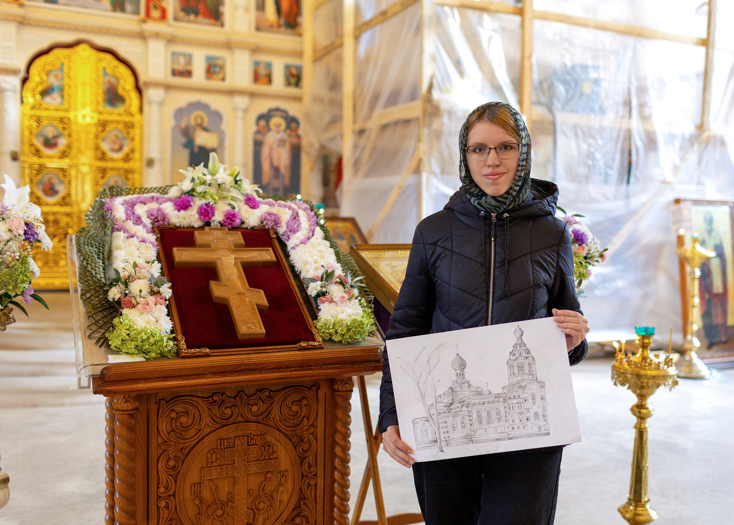 Фотосъёмка урока рисования в воскресной школе при храме Живоначальной Троицы в Москве