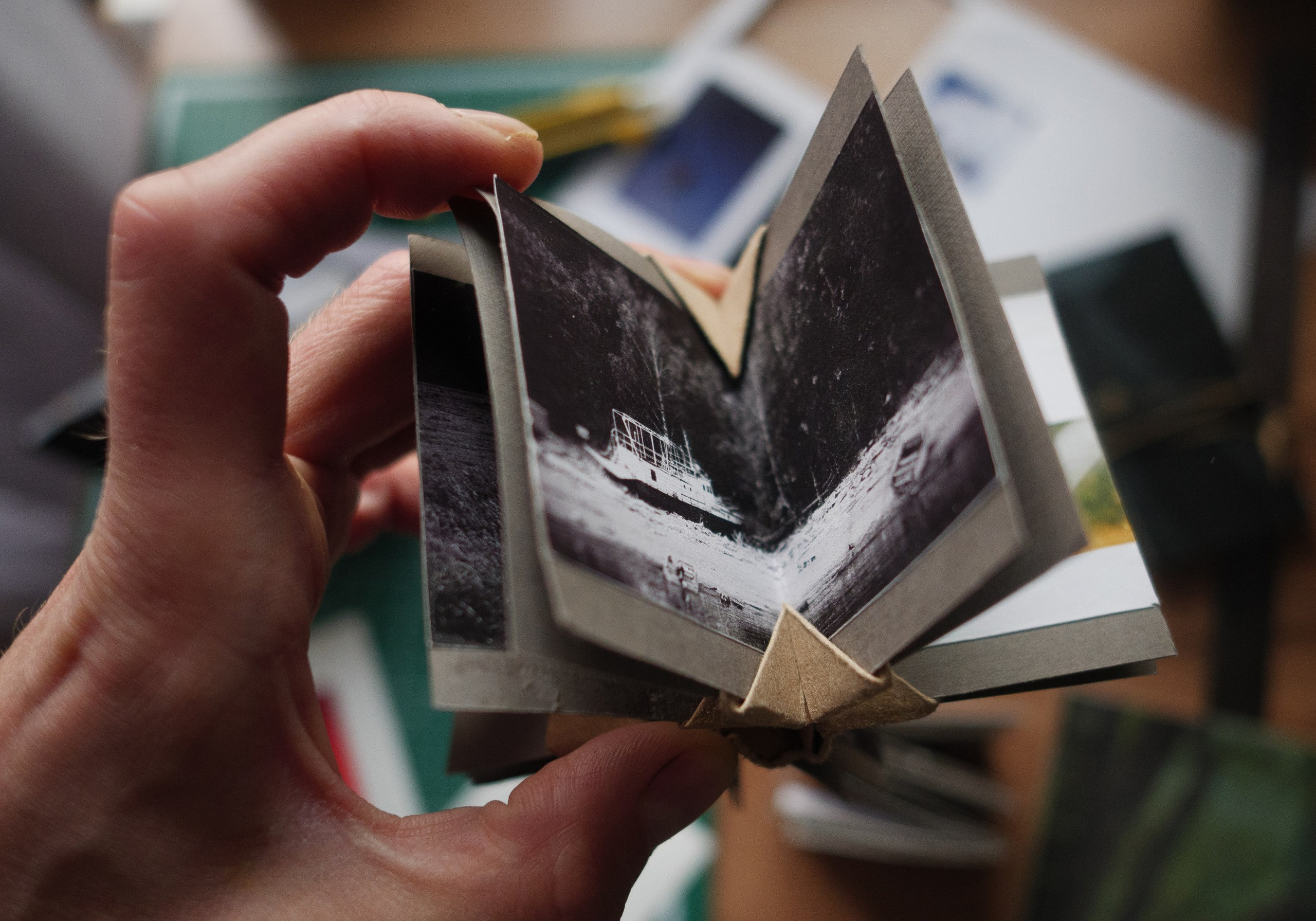 Понедельник 6. Книжная форма. Artist's book. …