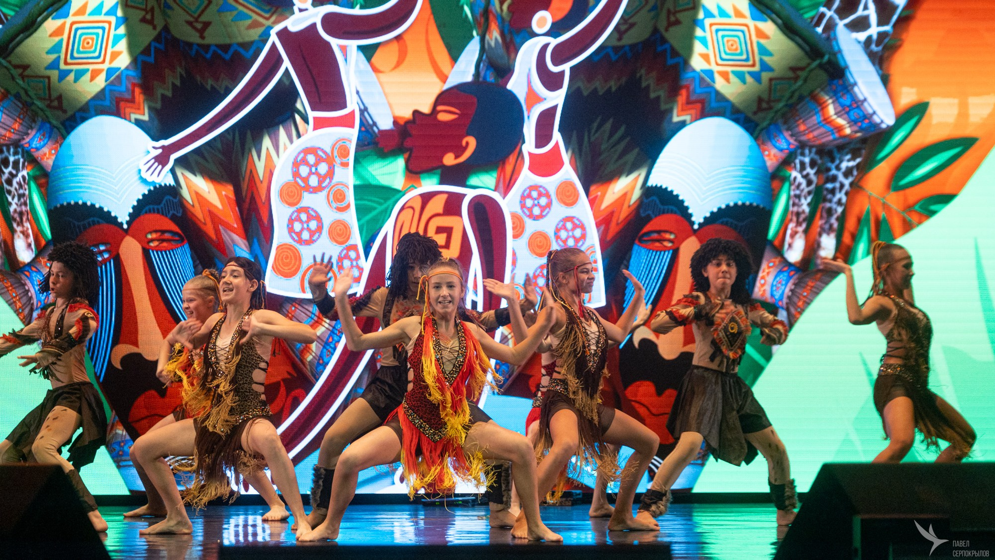 Юбилейный концерт студии эстрадного танца «Изумрудный город». Репортажный фотограф в Казани Павел Серпокрылов