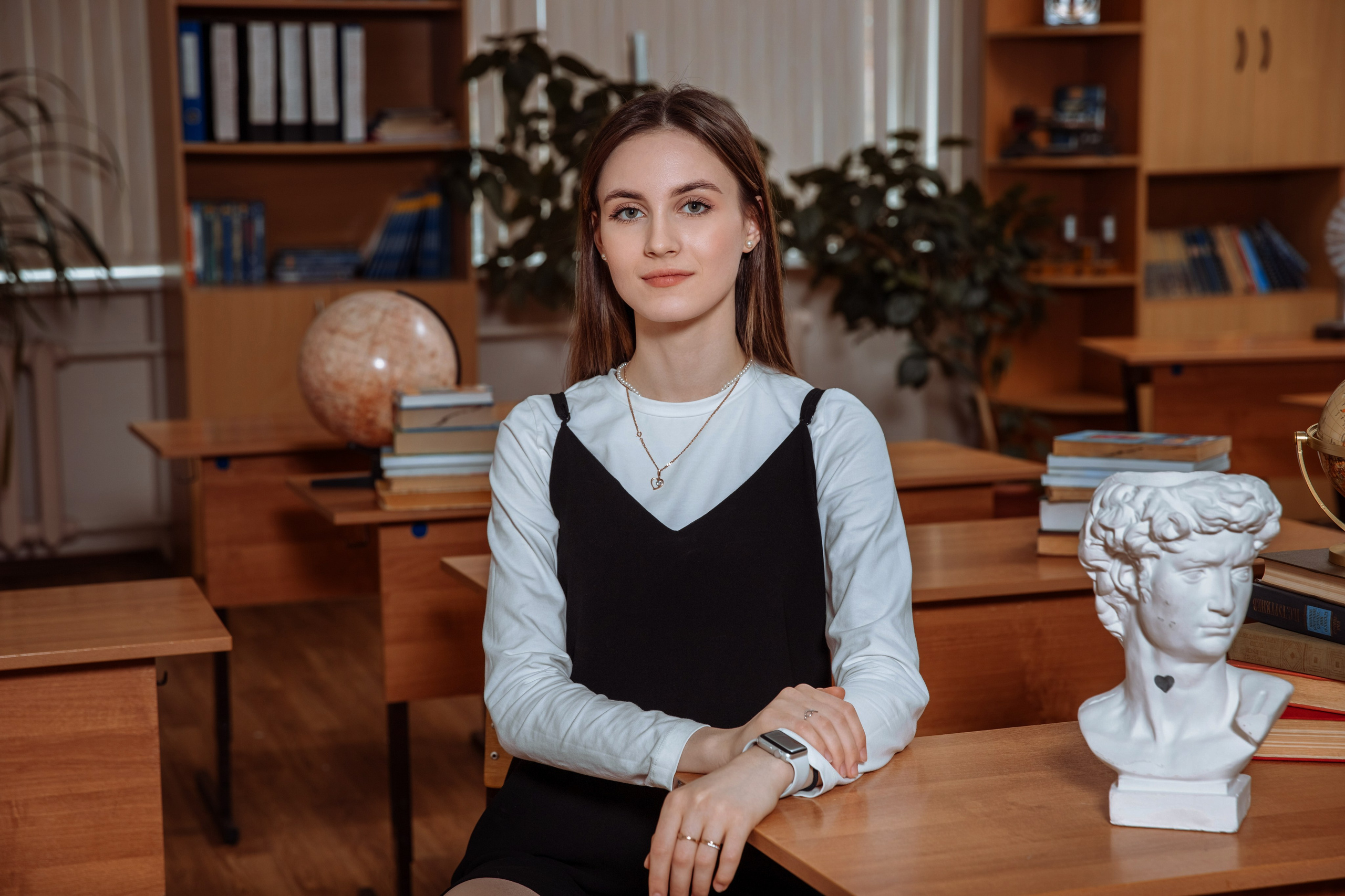 Старшая школа. Выпускные школьные фотоальбомы для школ и детских садов в Волгограде и Волжском