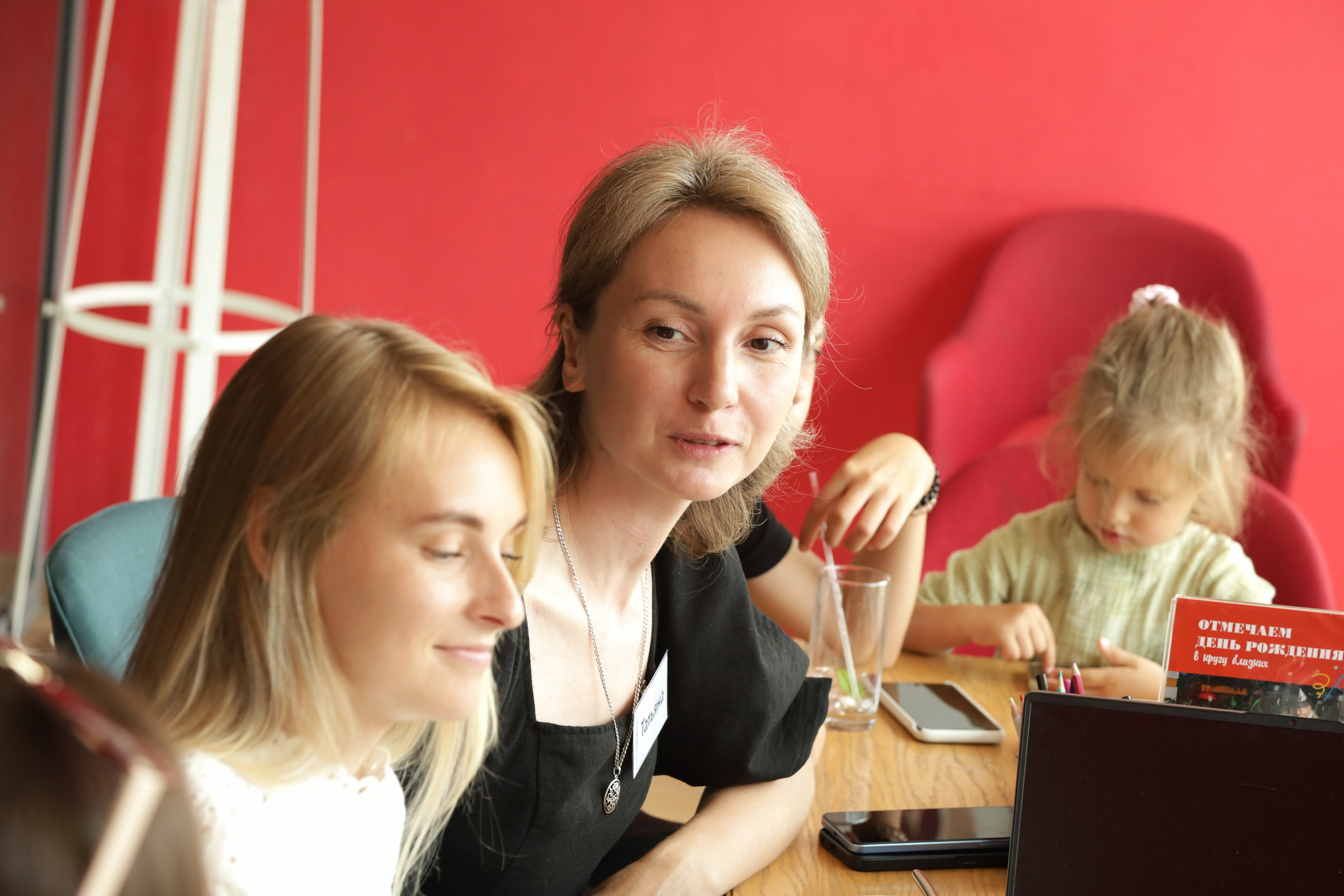 Завтрак с доулой. Фотограф новорожденных в Ижевске Анастасия Преснякова