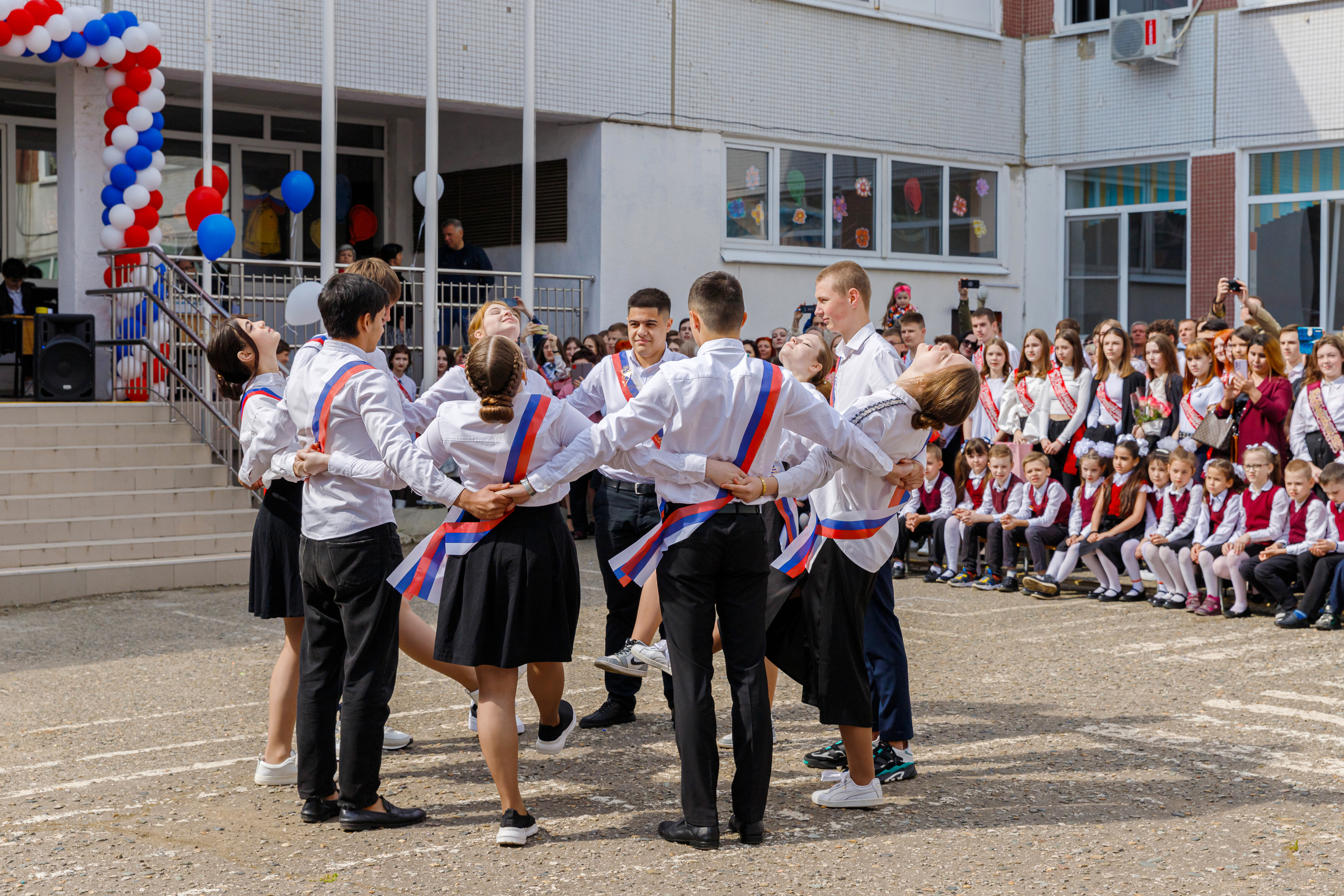 последний звонок школьный вальс