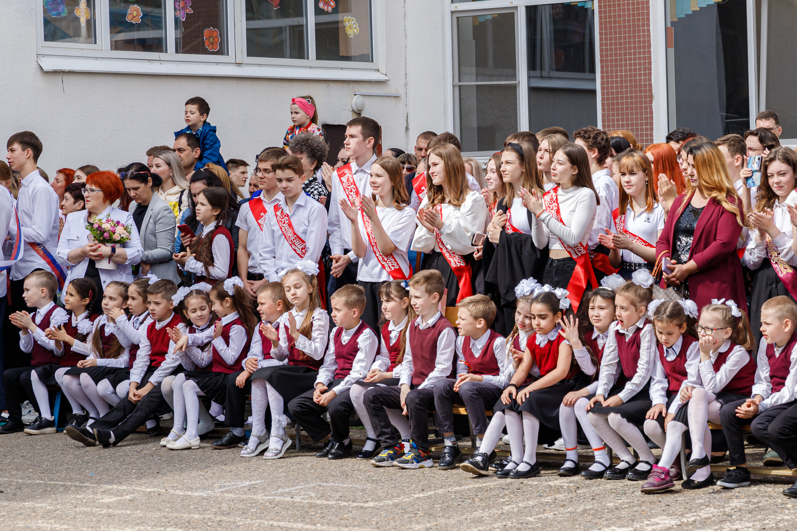 «Последний звонок» (СОШ № 37, г. Краснодар). Марина Ушакова. Фотограф. Выпускные альбомы. г. Краснодар