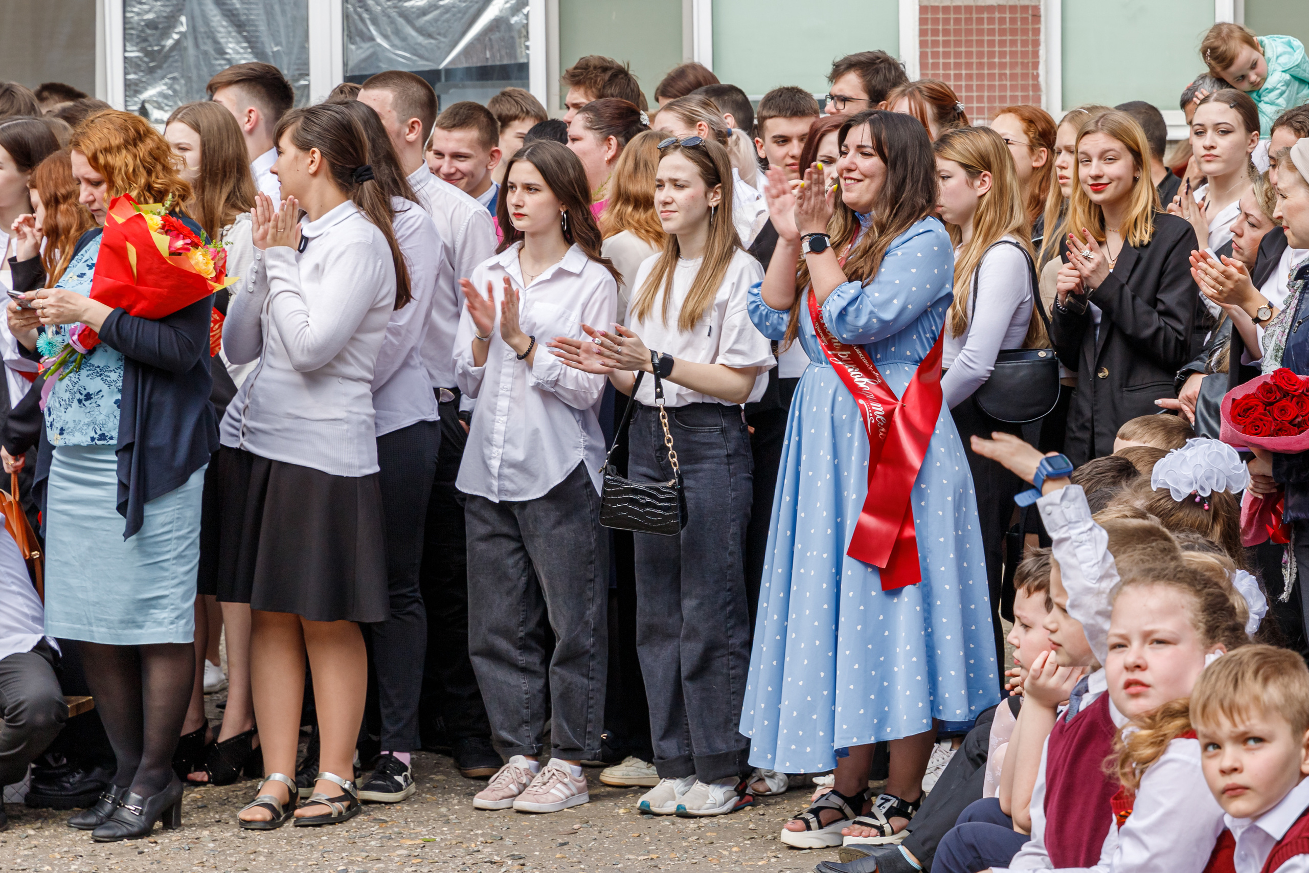 «Последний звонок» (СОШ № 37, г. Краснодар). Марина Ушакова. Фотограф. Выпускные альбомы. г. Краснодар