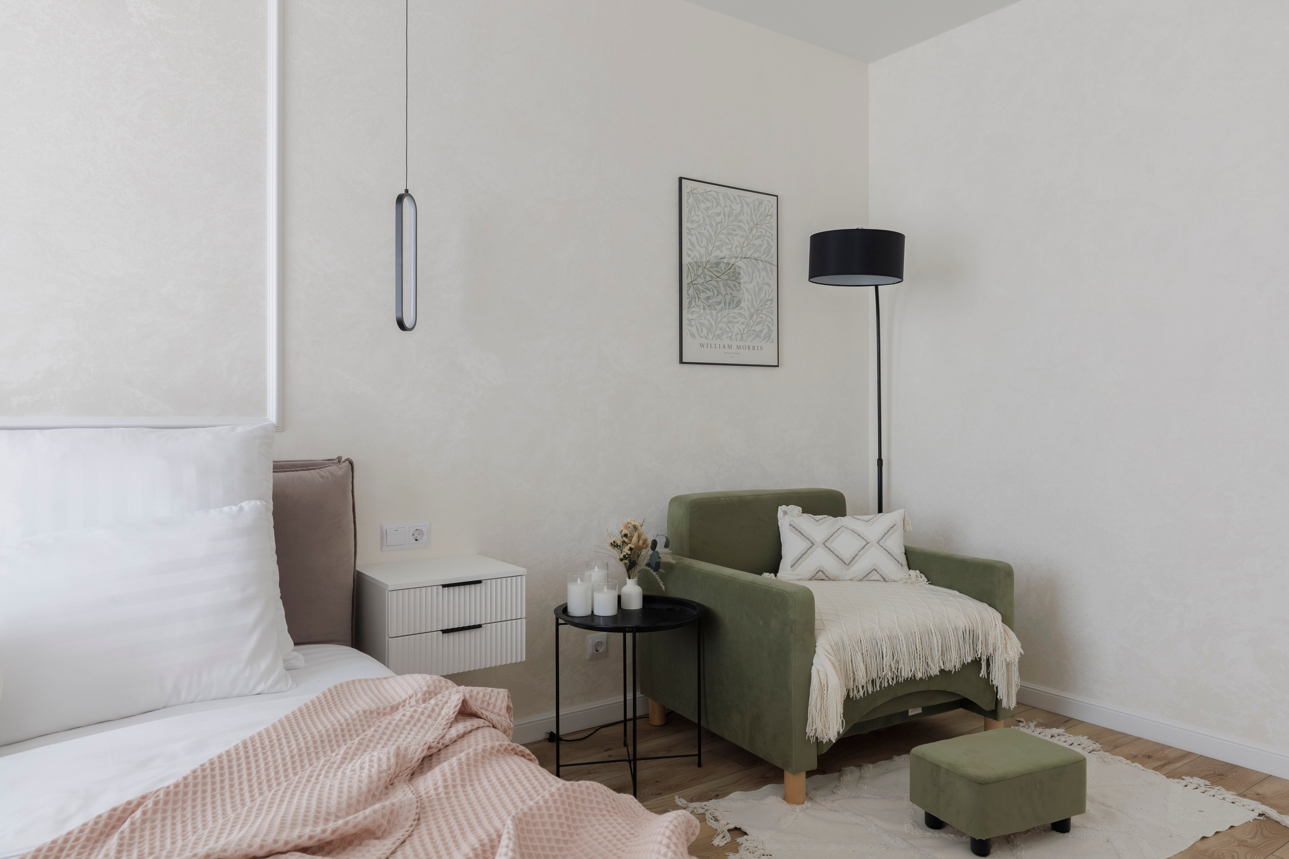 Фотограф интерьера, мебели и портрета в Санкт-Петербурге