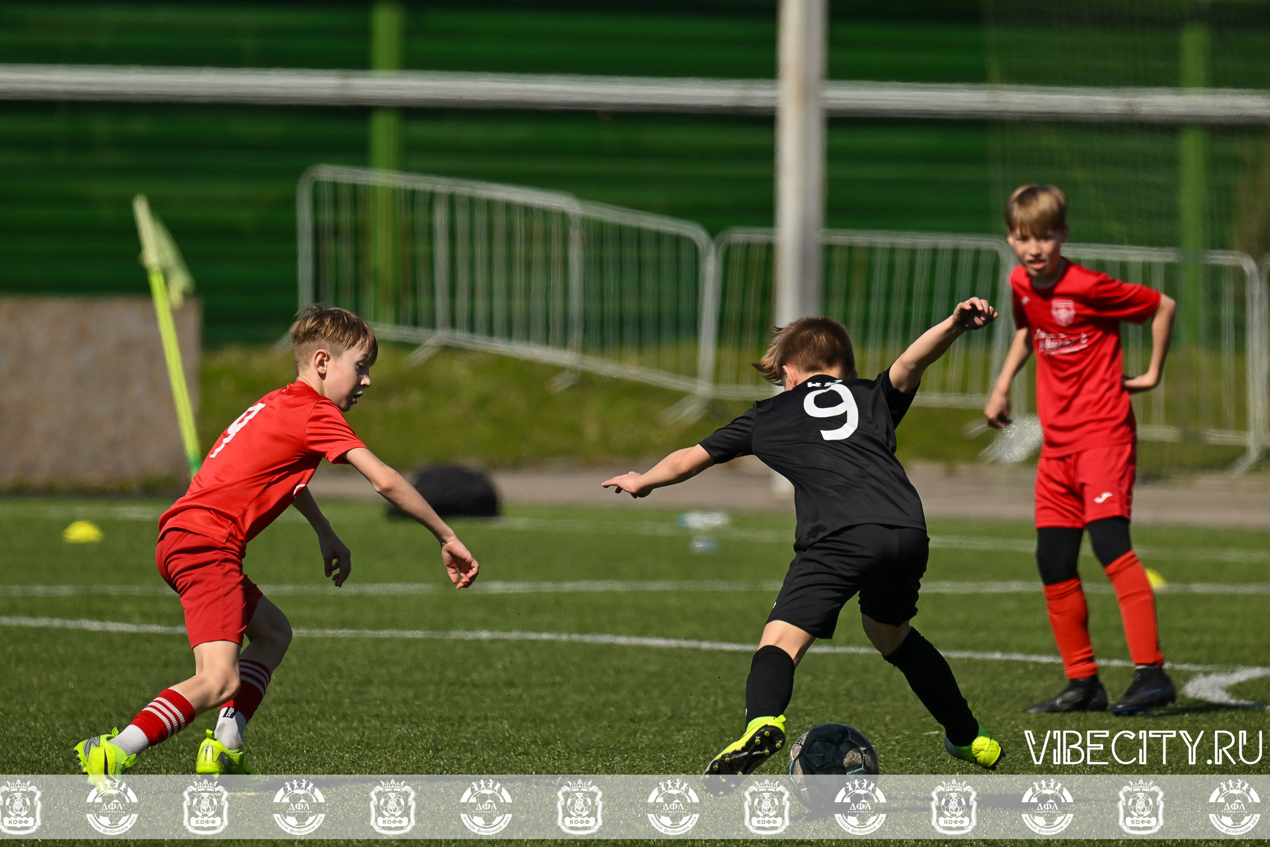 XIX Всероссийского футбольного турнира Локобол 2025 РЖД. VIBECITY.RU Вайб Сити Ру Фоторепортажи Фотоотчеты Калининград