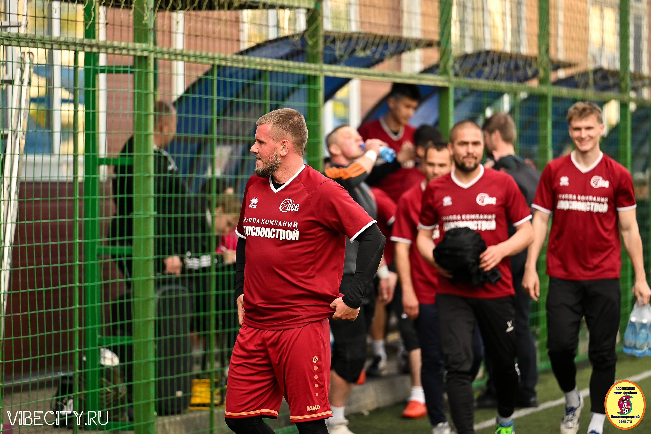 ИГРЫ МИНИ-ФУТБОЛЬНОЙ ЛИГИ. VIBECITY.RU Вайб Сити Ру Фоторепортажи Фотоотчеты Калининград