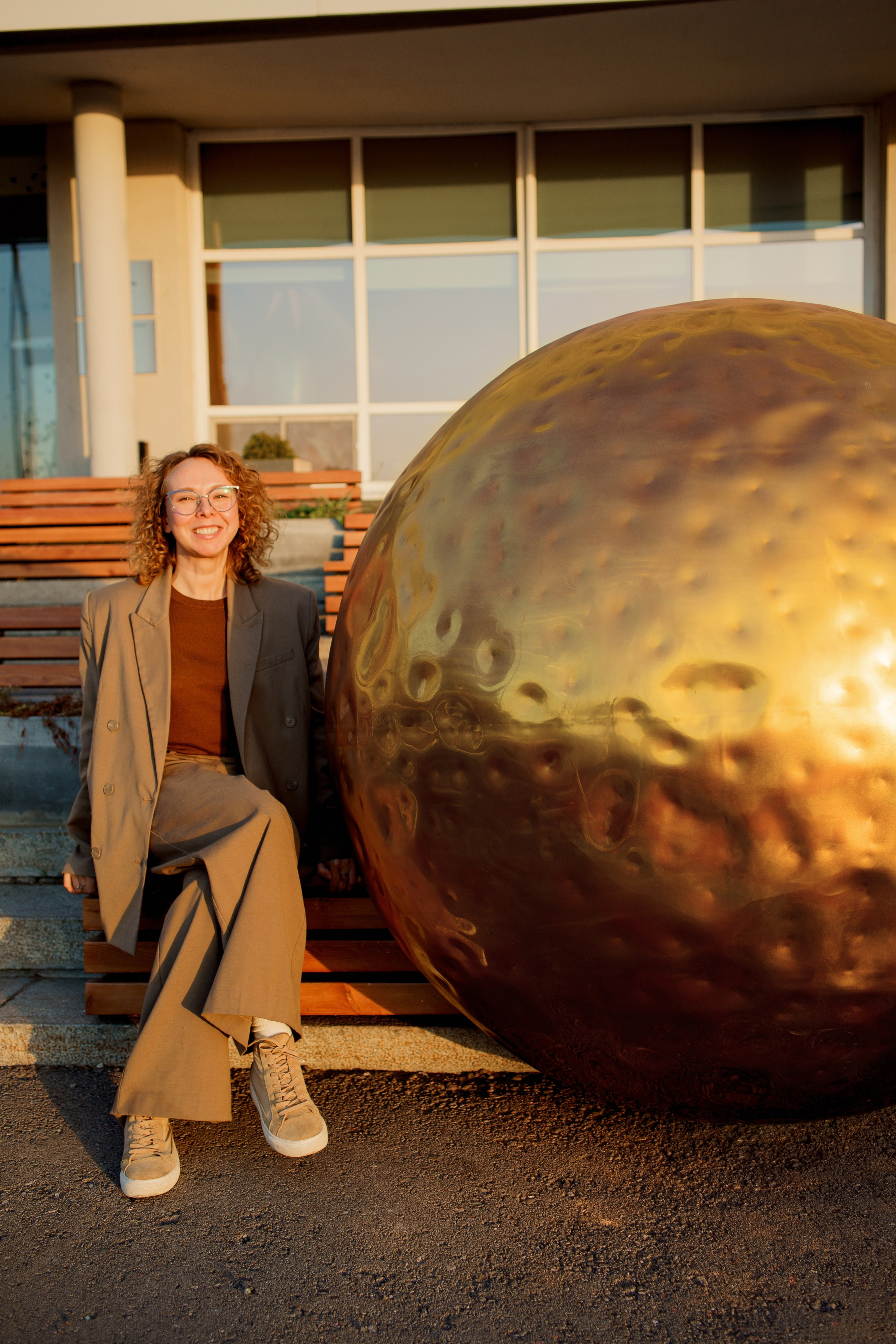 В Нижнем Новгороде открыли арт-объект «Солнце ждет рассвета» художника Гриши Шарова